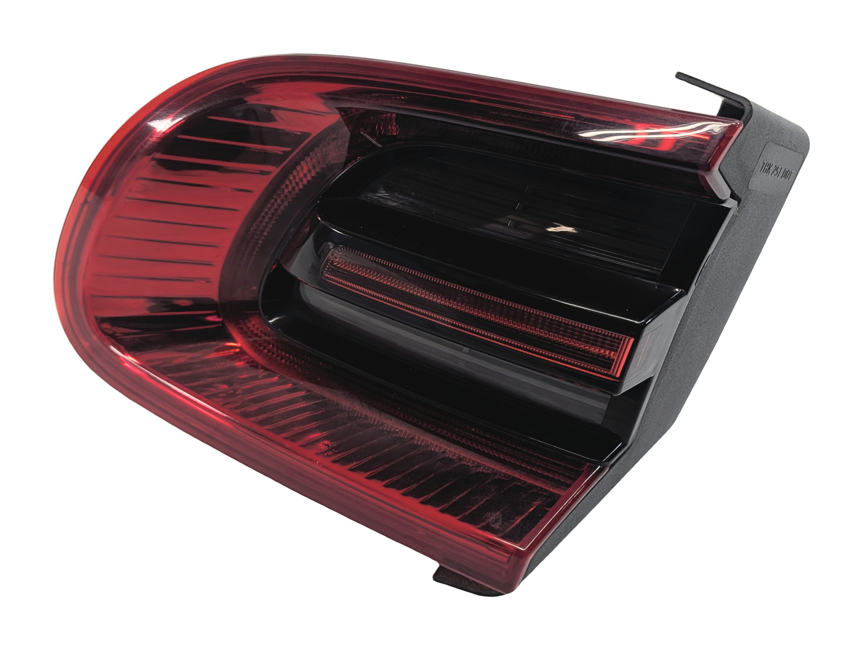 2015-2018 PORSCHE MACAN (95B) REAR RIGHT PASSENGER GATE MOUNTED TAILLIGHT LAMP — exact item pictured
