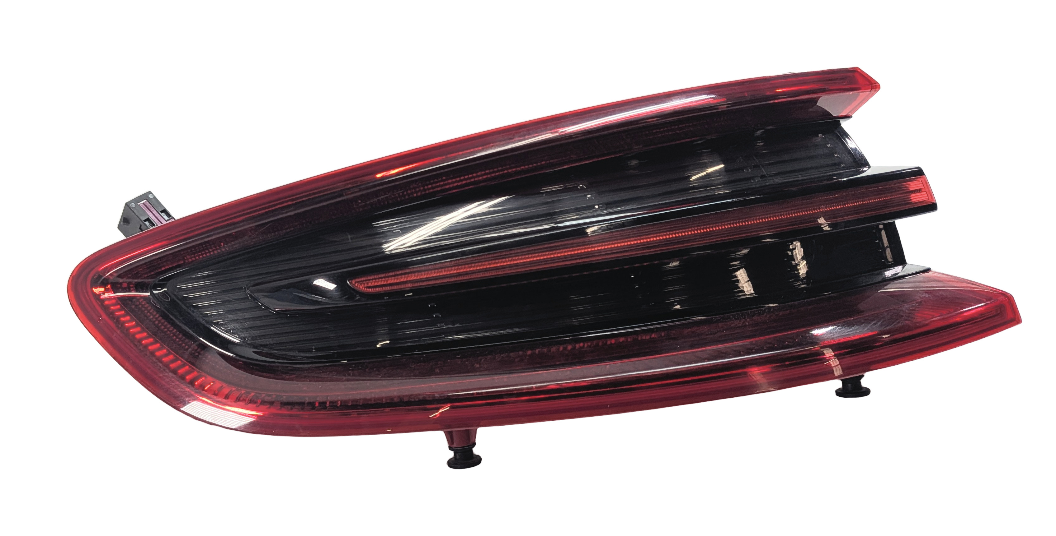2015-2018 PORSCHE MACAN 95B REAR LEFT DRIVER QUARTER PANEL TAILLIGHT BRAKE LAMP — exact item pictured