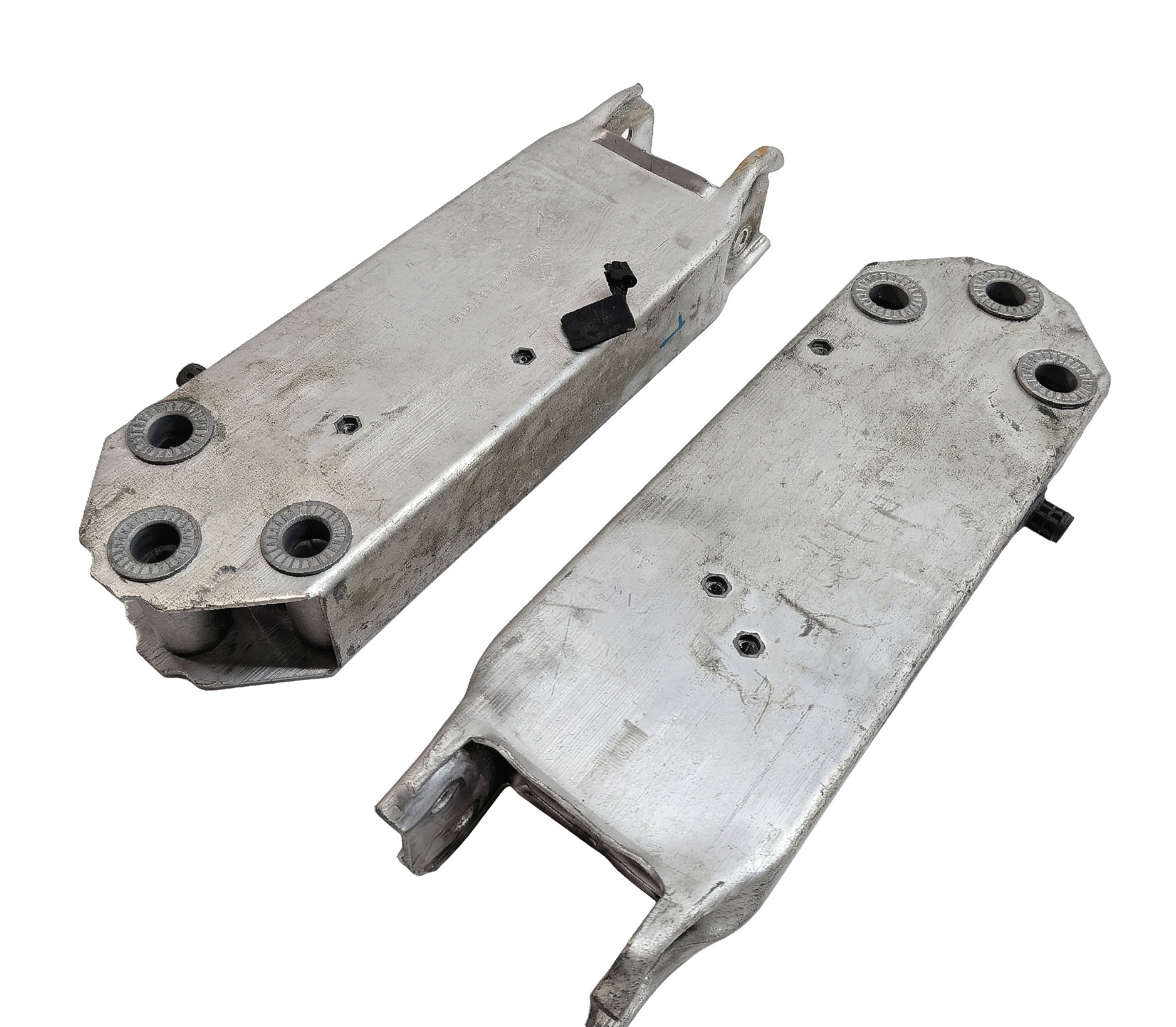 BMW 7 SERIES (F01) FRONT LEFT & RIGHT BUMPER IMPACT REINFORCEMENT BRACKET SET/2 — exact item pictured