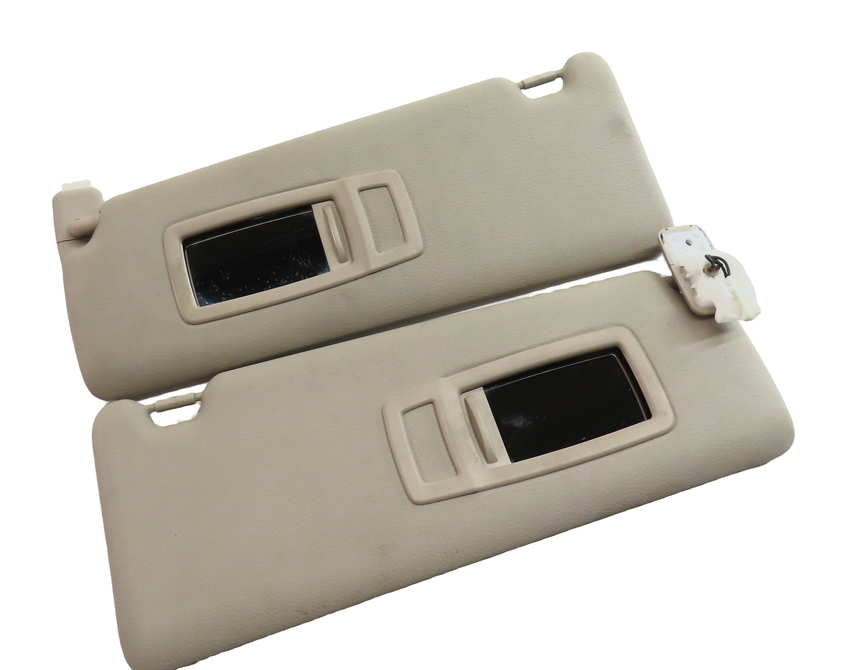 12-19 BMW 3 4 SERIES (F30 F31 F32 F33) FRONT LEFT & RIGHT SUNVISOR SET (Beige) — exact item pictured