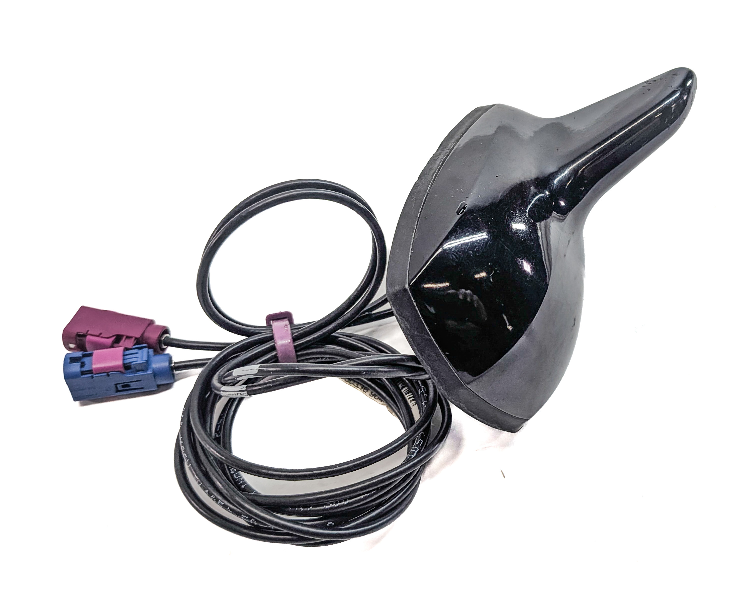 2008-2012 MB C350 C300 C63 C250 (W204) RADIO STEREO SHARK FIN ANTENNA (Black) — exact item pictured