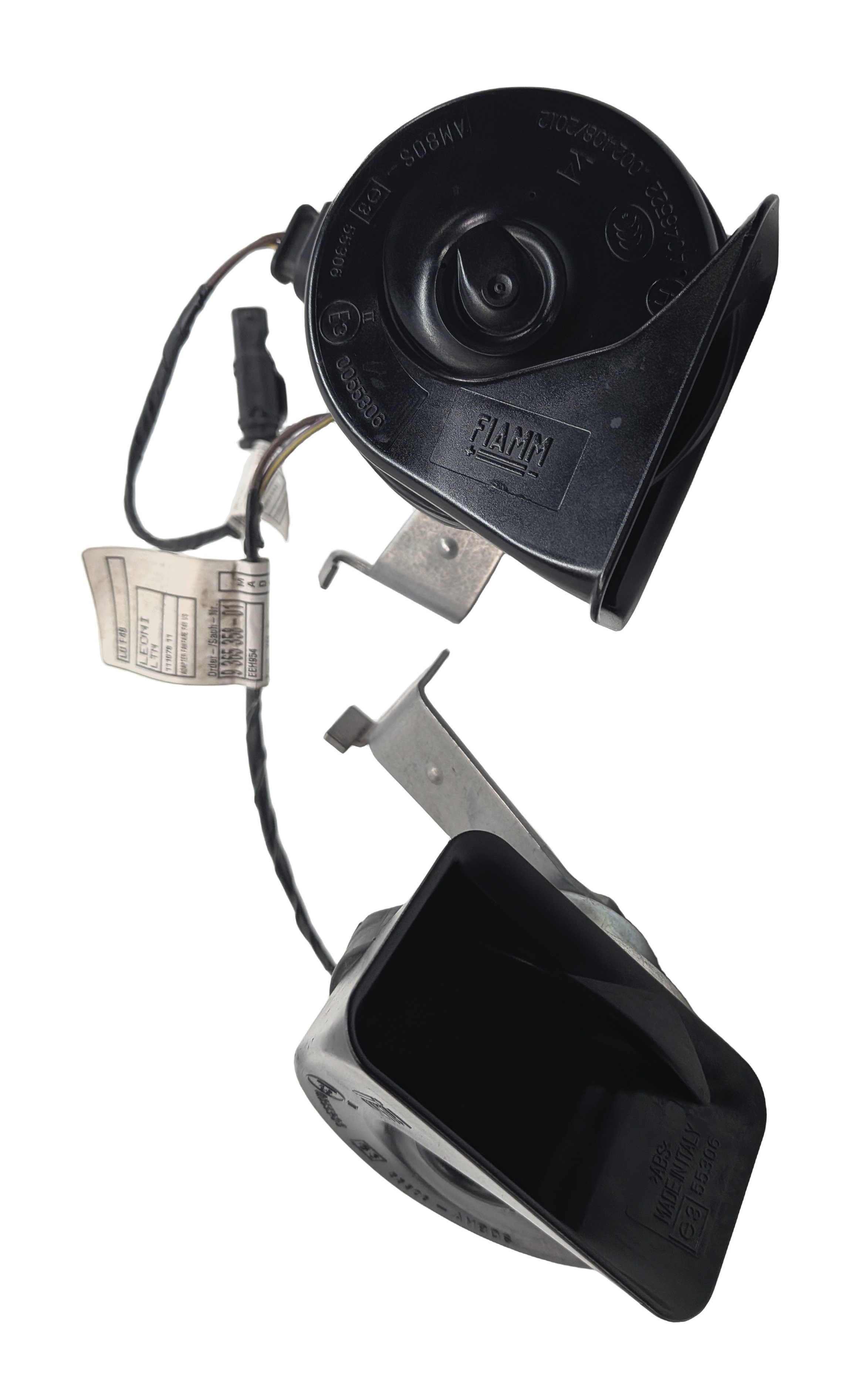 16-22 BMW X1 F48 FRONT HIGH LOW TONE NOTE HORN SET/2 — exact item pictured