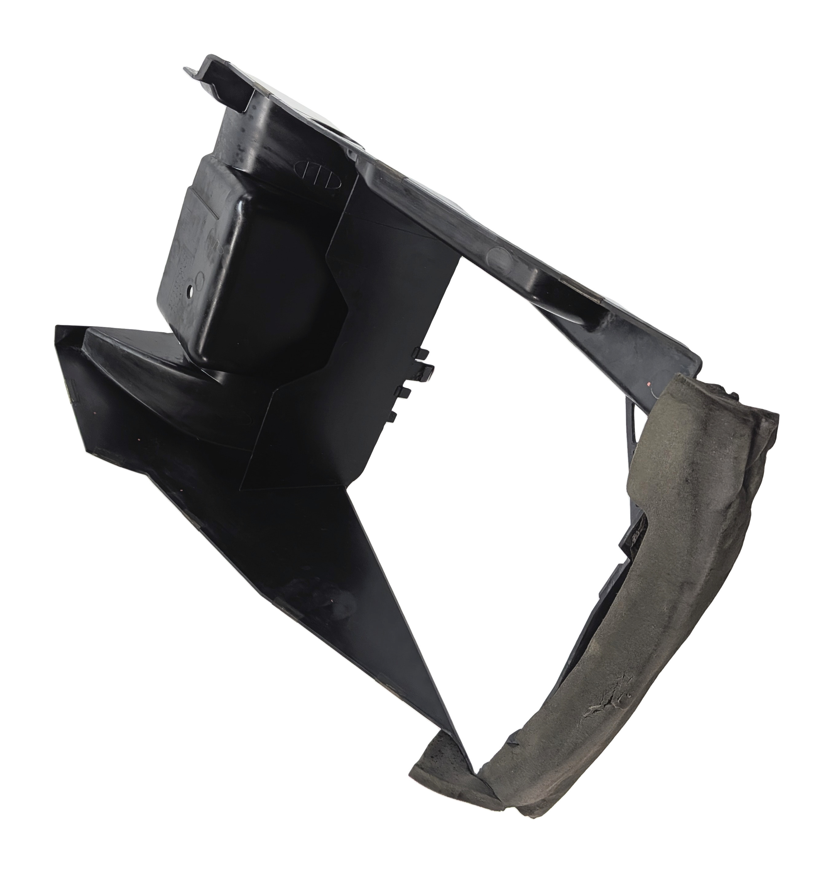2016 RANGE ROVER (L405) 3.0L DIESEL (306DT) RIGHT AUXILIARY RADIATOR TRIM SHROUD — exact item pictured