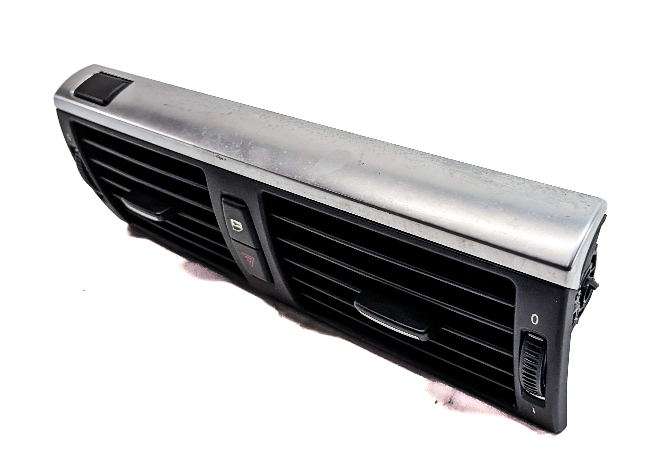 2010 BMW X6 (E71) FRONT CENTER DASH HEAT AIR AC DUAL VENT w/ HAZARD LOCK BUTTONS — exact item pictured