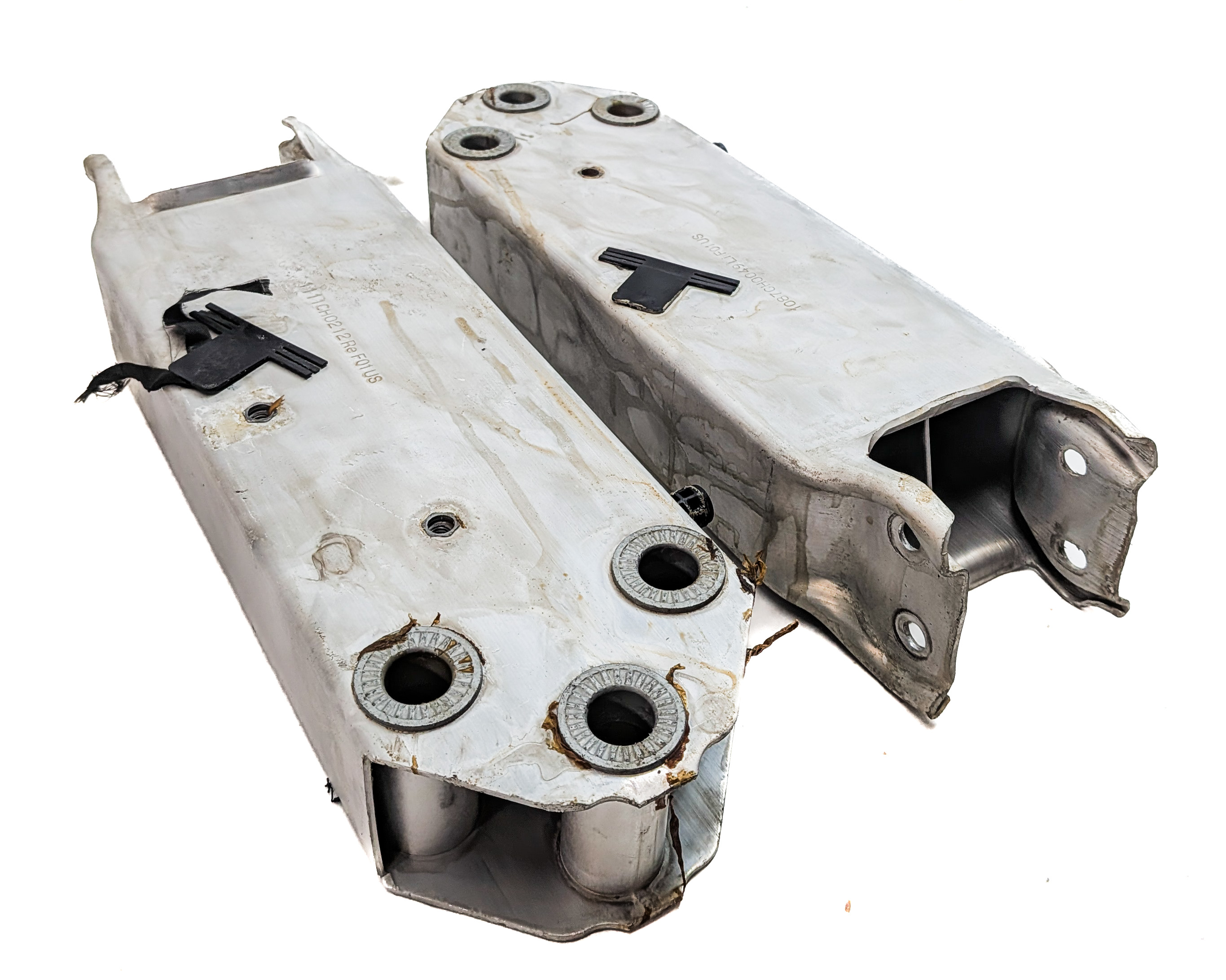 BMW 7 SERIES (F01) FRONT LEFT & RIGHT BUMPER IMPACT REINFORCEMENT BRACKET SET/2 — exact item pictured