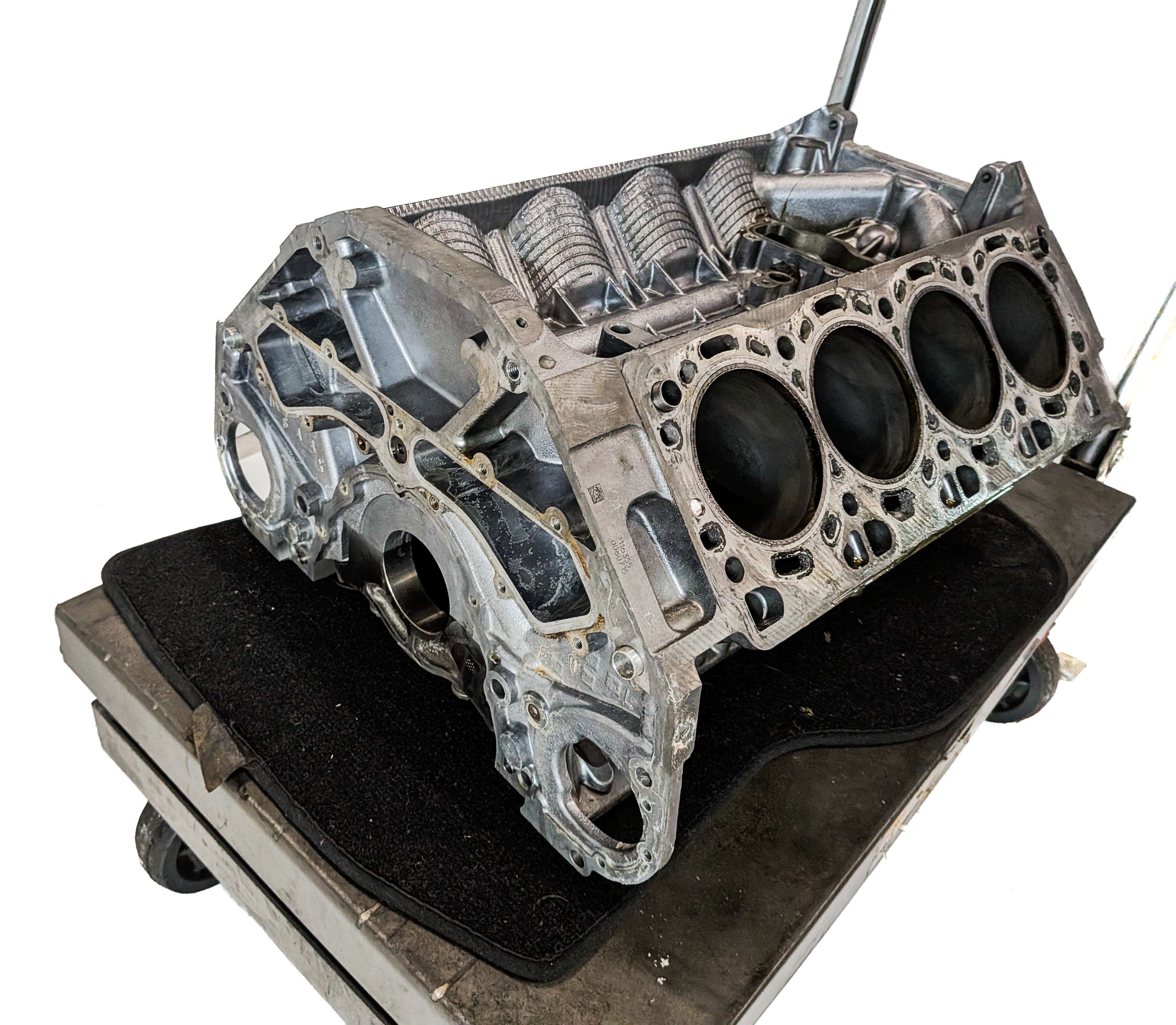 09-14 BMW 550i 550iGT 750i X5 X6 (F01 F06 F07 F10) 4.4L TWIN TURBO ENGINE BLOCK — exact item pictured