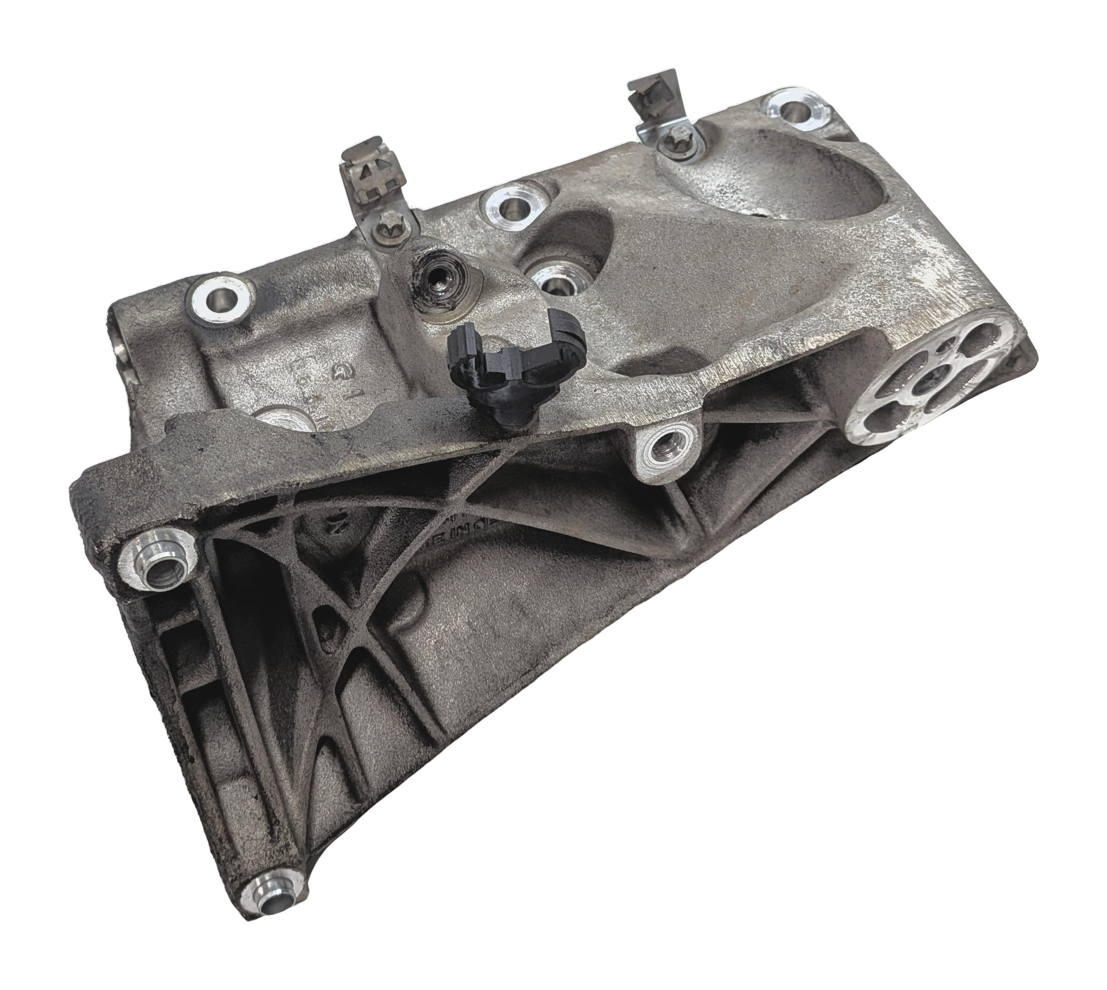 2011 PORSCHE CAYENNE (958) 4.8L (M48.02) NON TURBO ENGINE MOTOR MOUNT BRACKET — exact item pictured