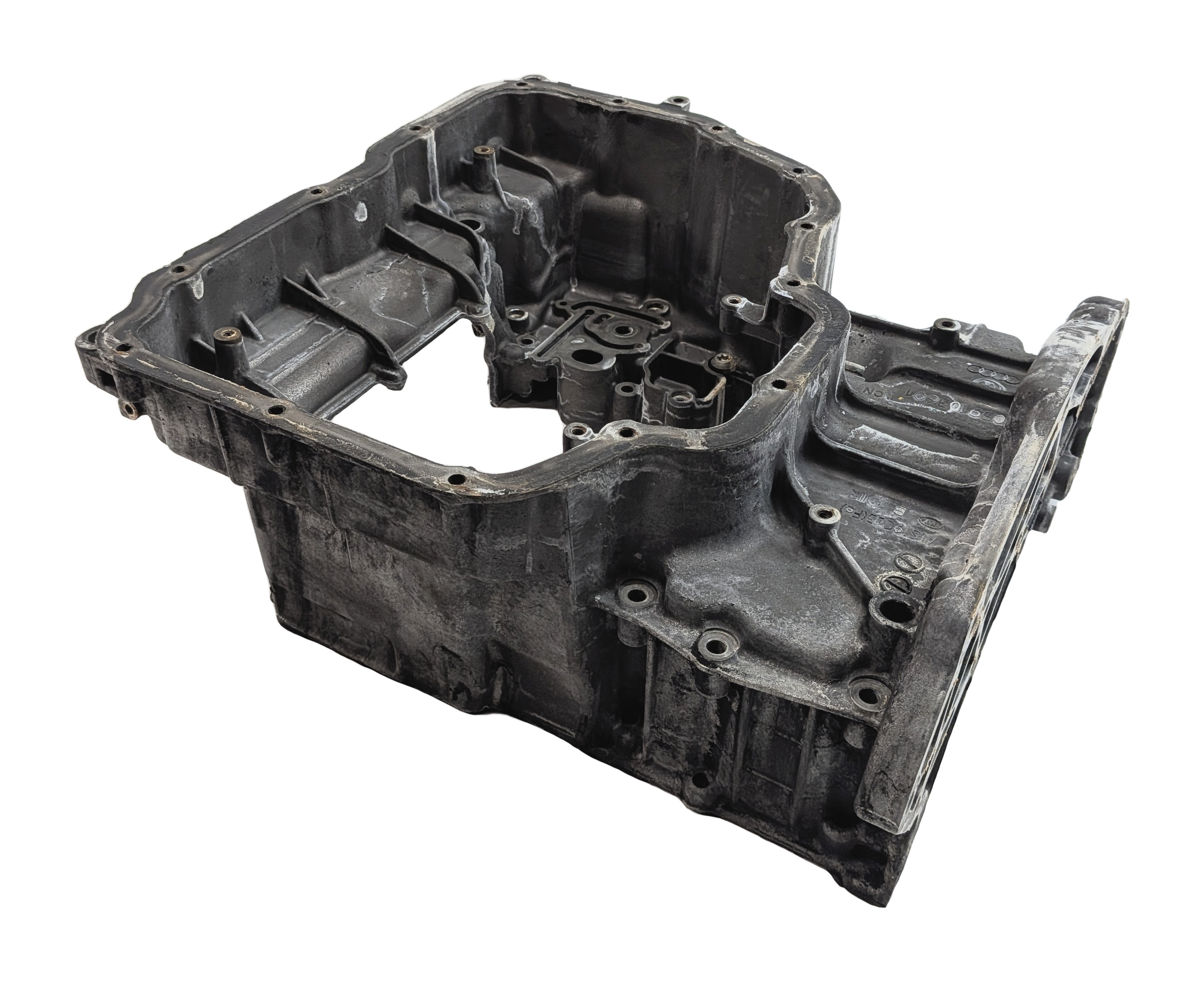 2014 PORSCHE CAYENNE (958) 3.0L DIESEL (MCB.RB) UPPER ENGINE MOTOR OIL FLUID PAN — exact item pictured