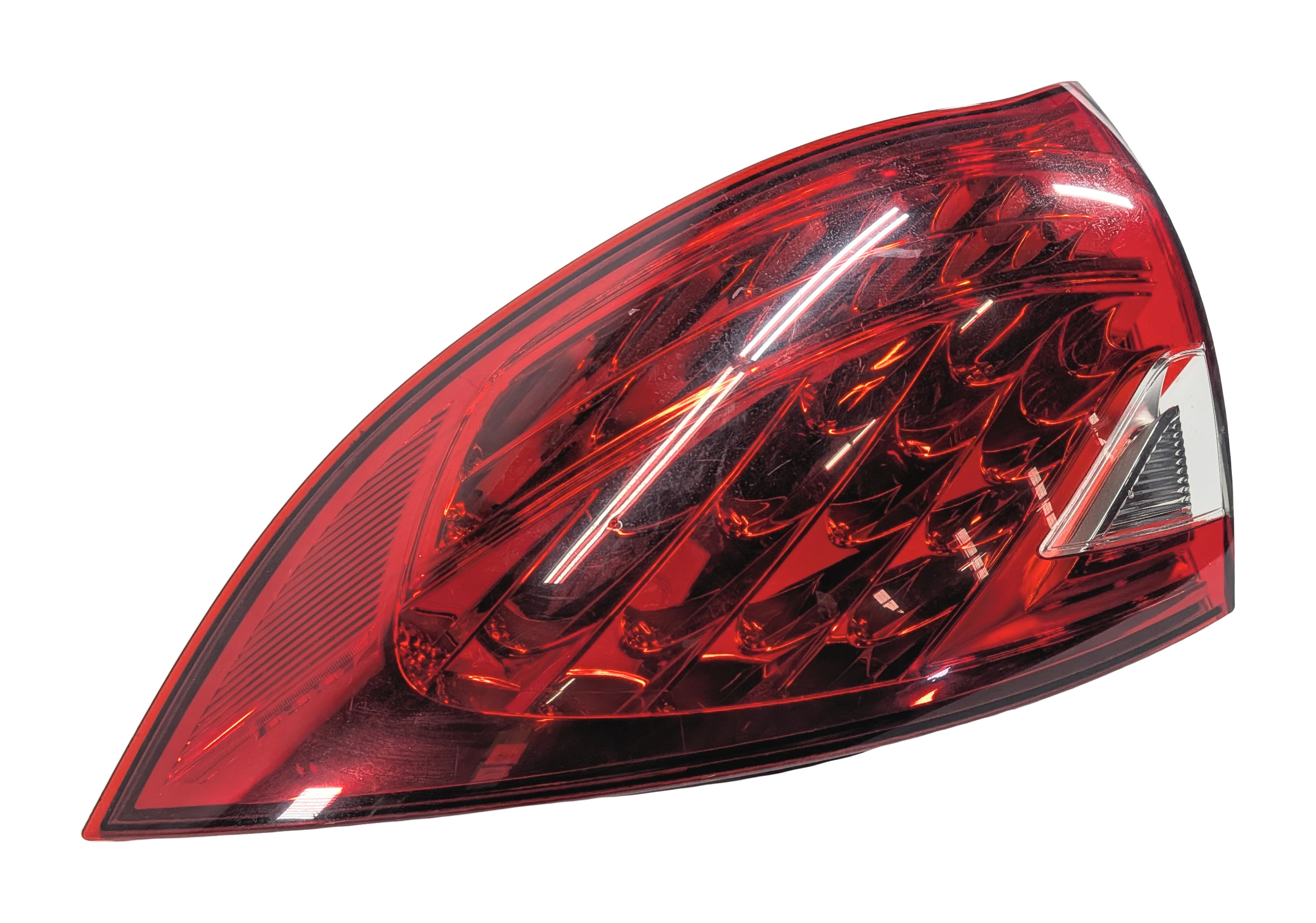 2011-2014 PORSCHE CAYENNE (958) RIGHT PASSENGER OUTER TAILLIGHT BRAKE LIGHT LAMP — exact item pictured