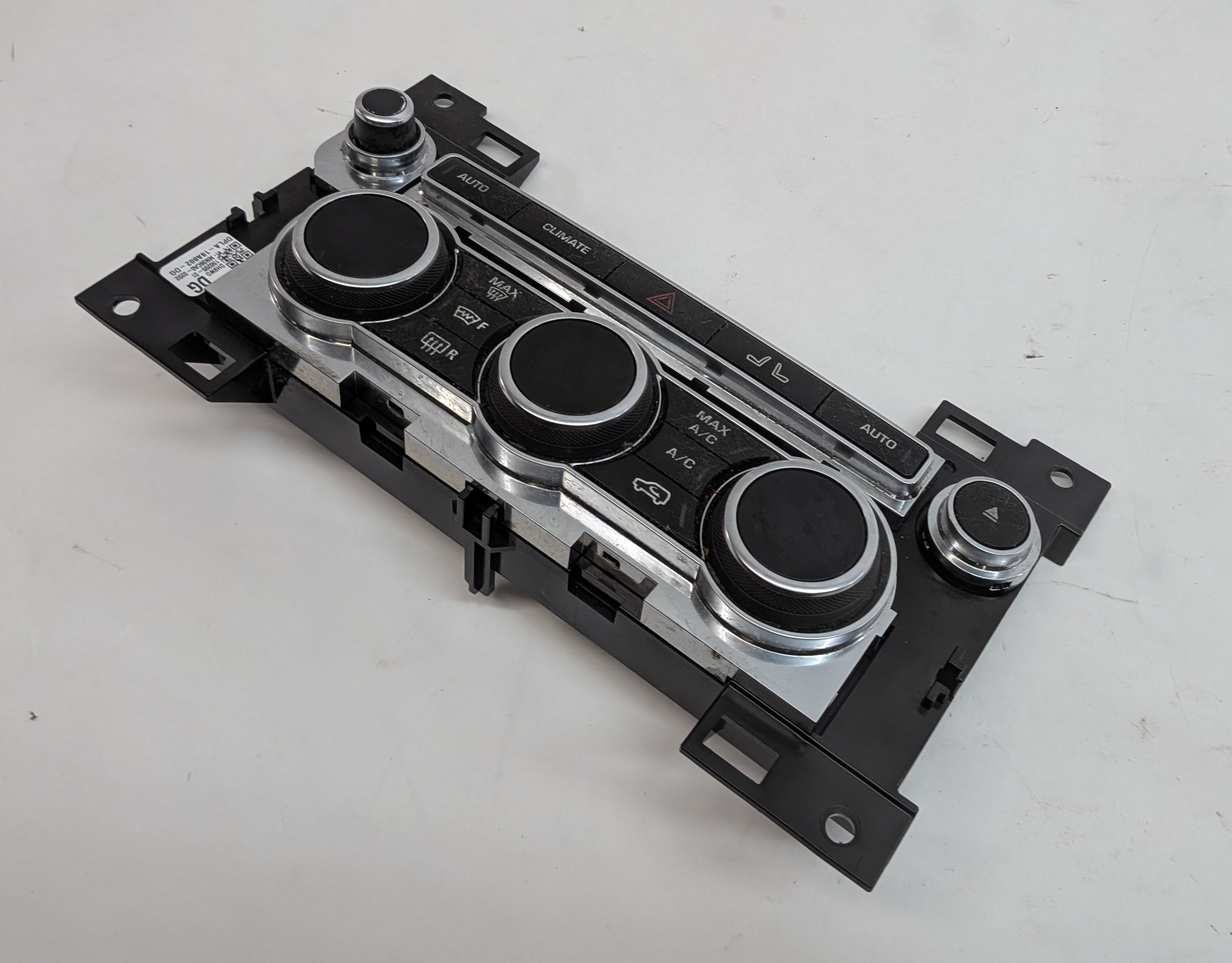 14-15 RANGE ROVER SPORT (L405 L494) FRONT HEATER A/C TEMPERATURE RADIO CONTROL — exact item pictured