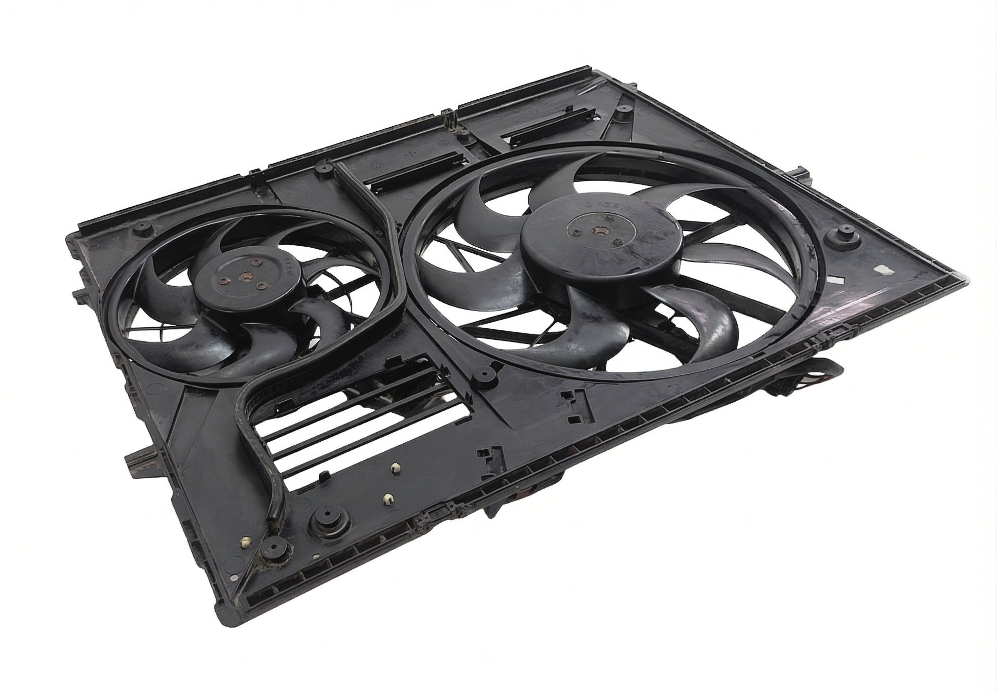 11-15 AUDI Q7 (4L) 3.0L ENGINE RADIATOR COOLING FAN (FOR MODELS w/ HITCH OPTION) — exact item pictured