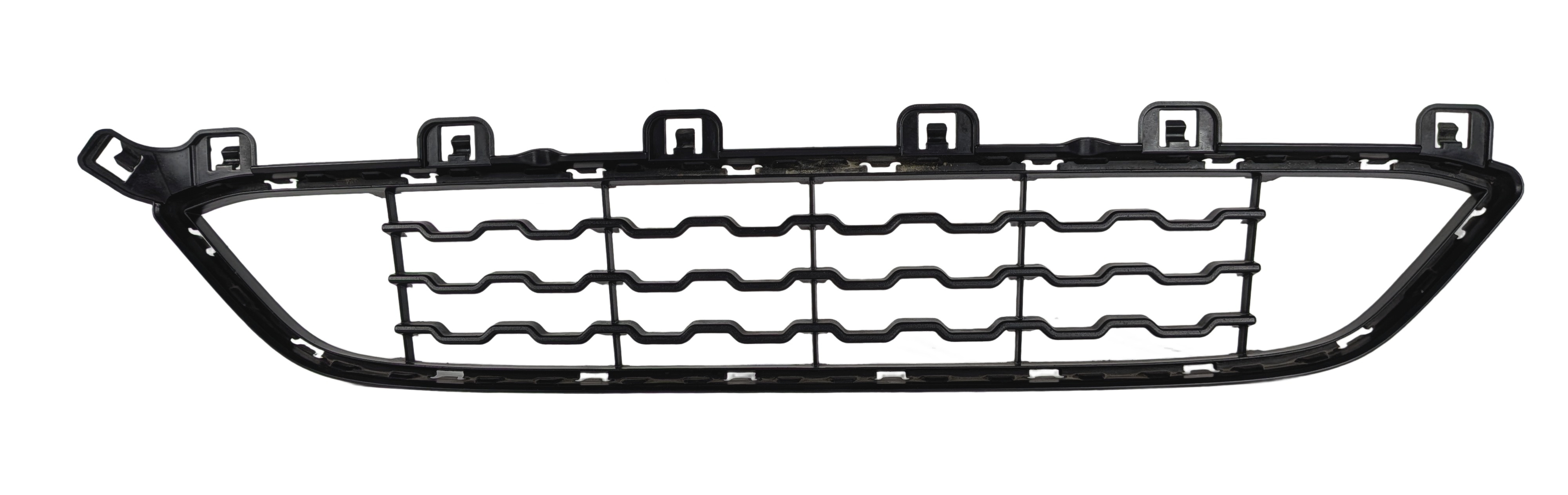 2015-2019 BMW X6 (F16) FRONT CENTER LOWER BUMPER GRILLE M AERO w/SURROUND VIEW — exact item pictured