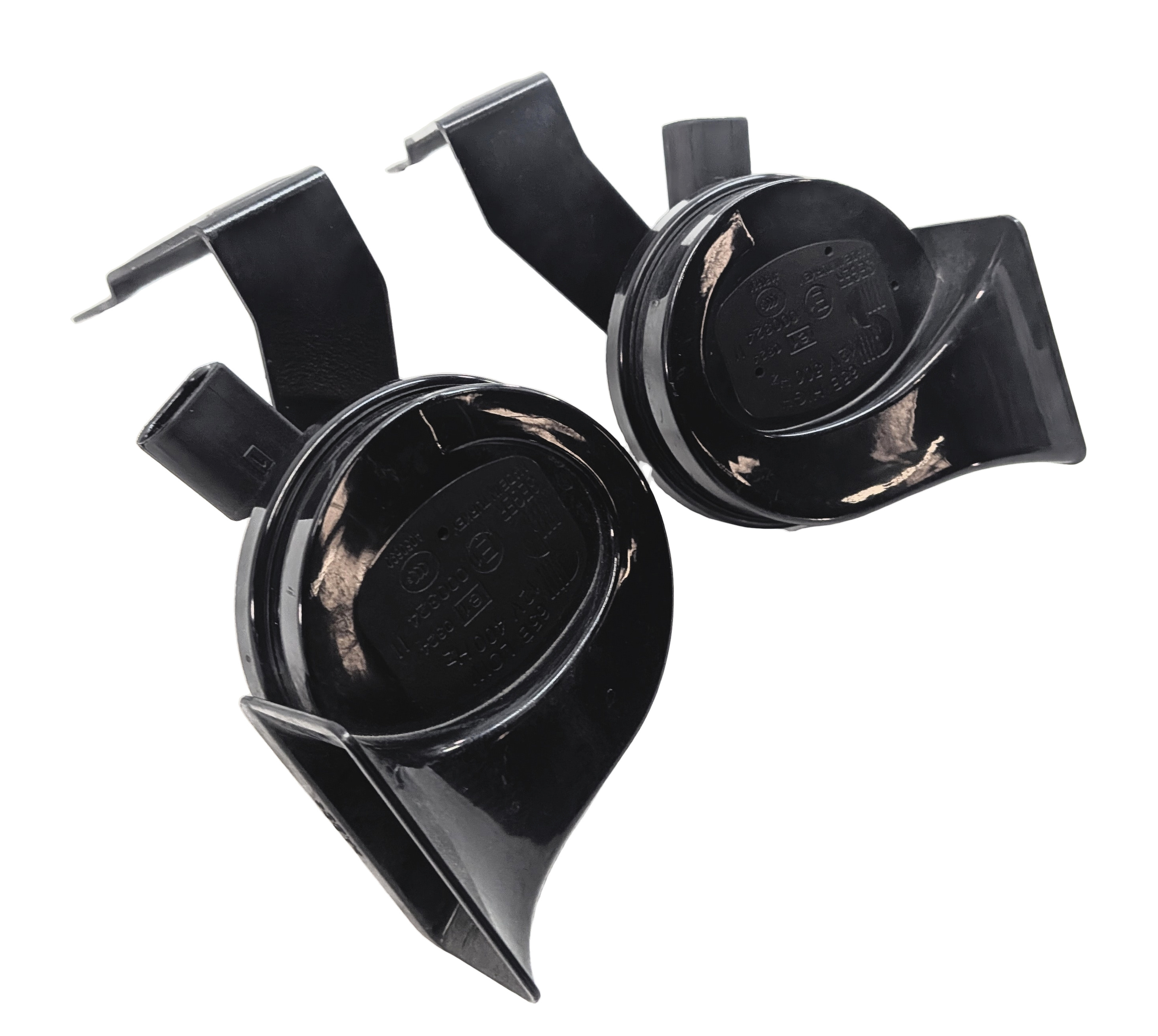 2015-2018 AUDI Q3 (8U) HIGH & LOW TONE SAFETY HORN SET-2 — exact item pictured