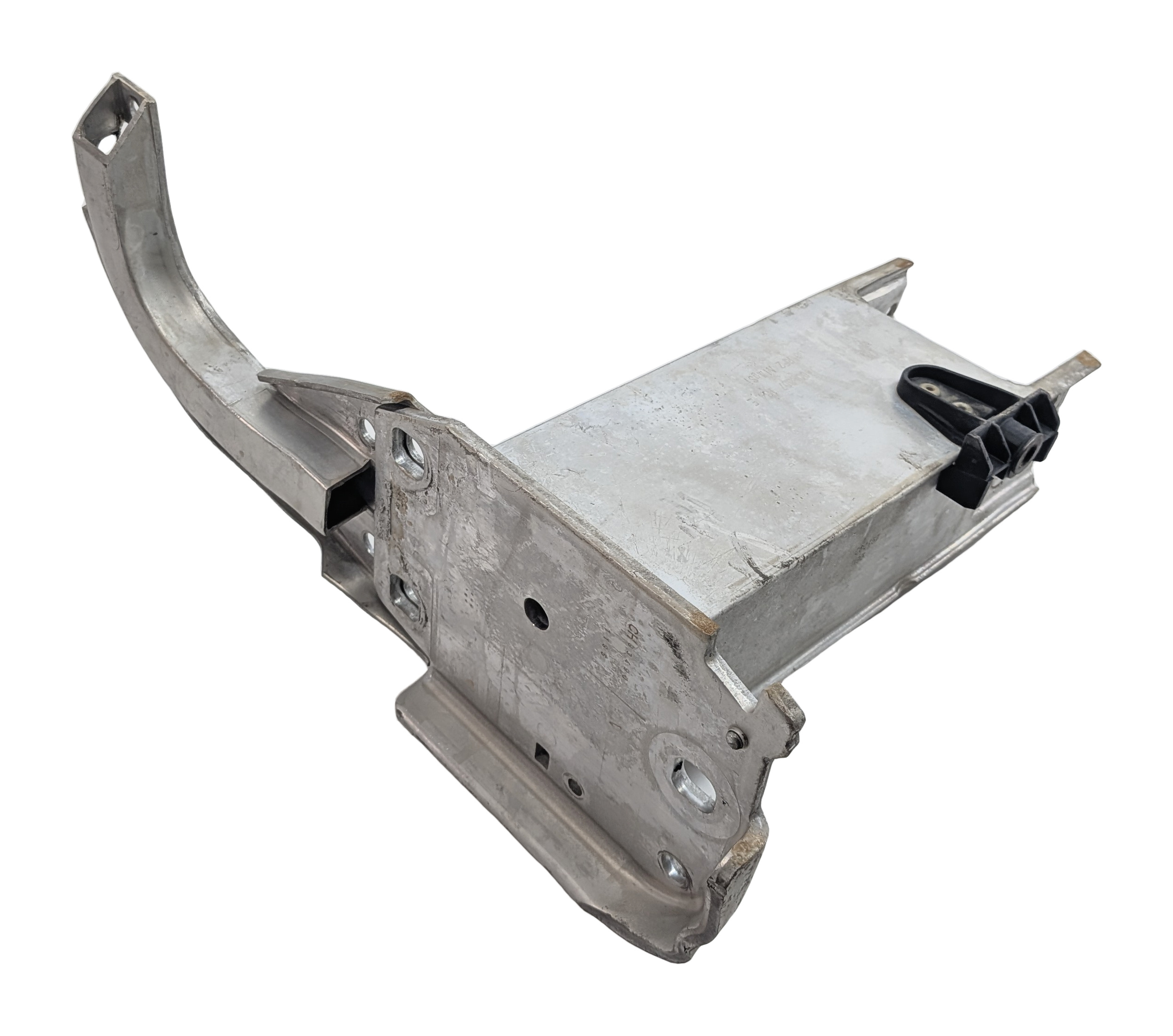 12-18 AUDI A6 A7 S6 S7 RS7 (C7 4G8) FRONT RIGHT PASSENGER BUMPER MOUNT BRACKET — exact item pictured