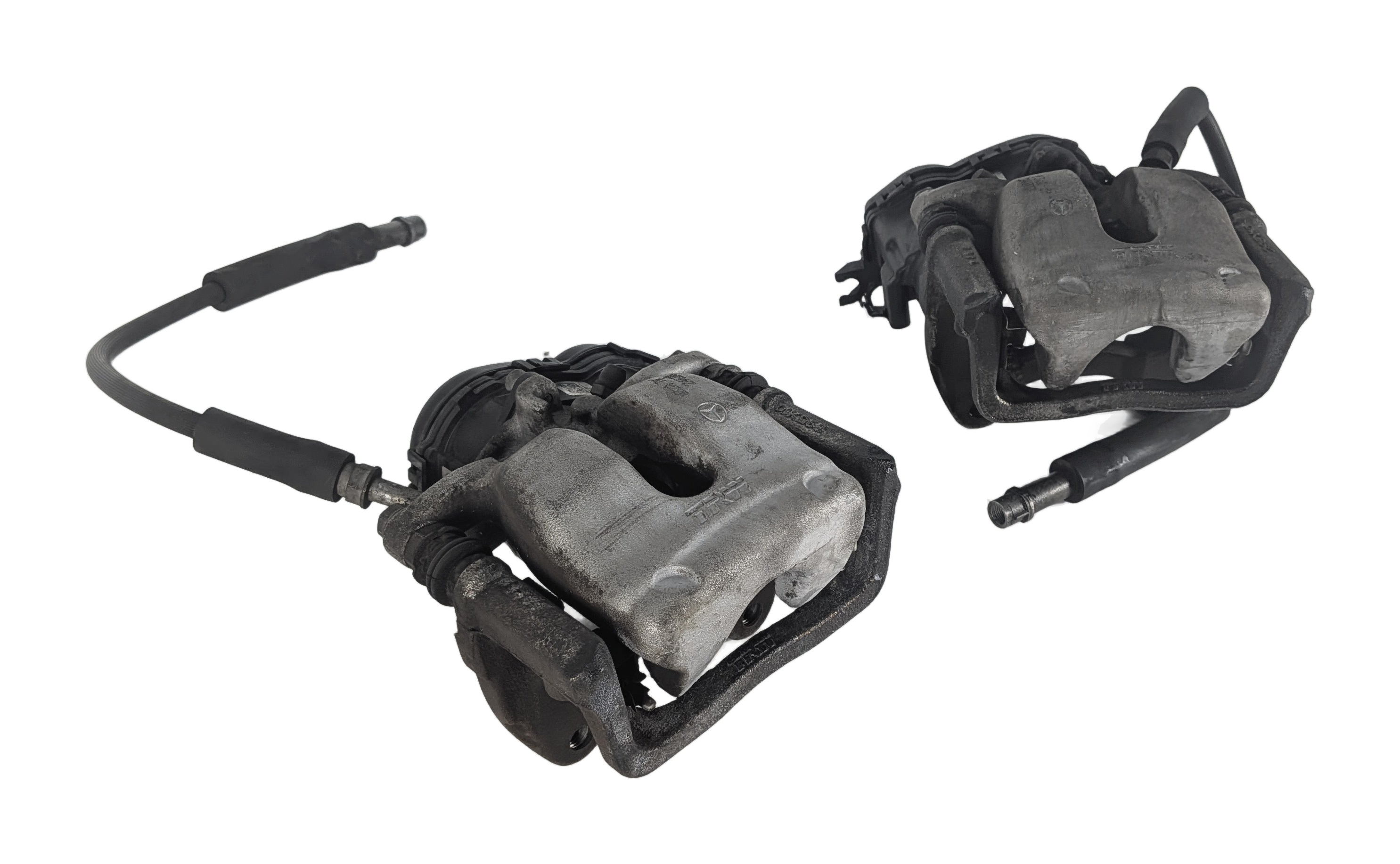 13-20 MERCEDES B250 GLA250 W246 X156 FRONT LEFT & RIGHT BRAKE CALIPER SET/2 — exact item pictured