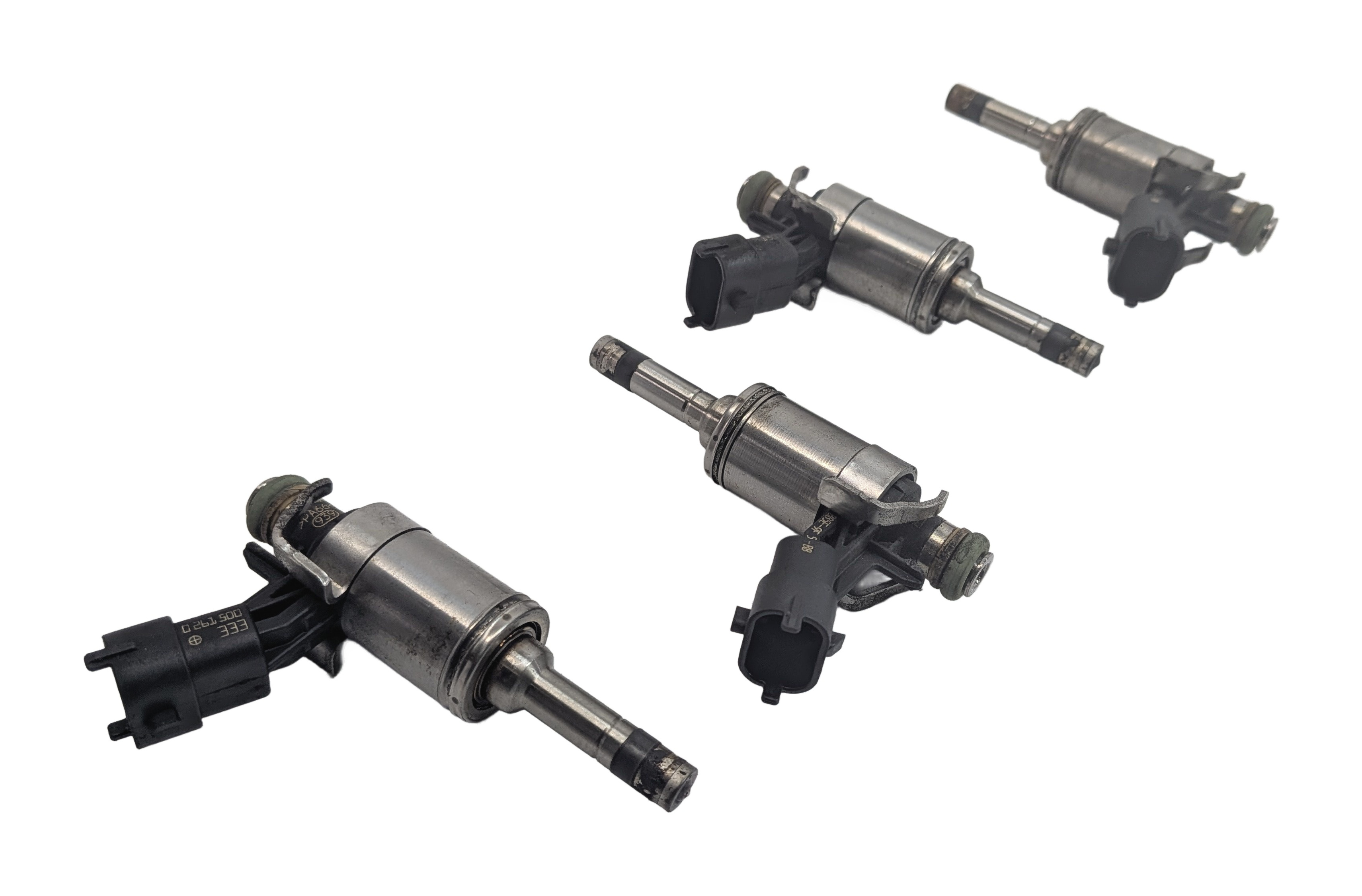 12-17 LR2 DISCOVERY SPORT RANGE ROVER EVOQUE (L538 L550) 2.0L FUEL INJECTOR SET — exact item pictured