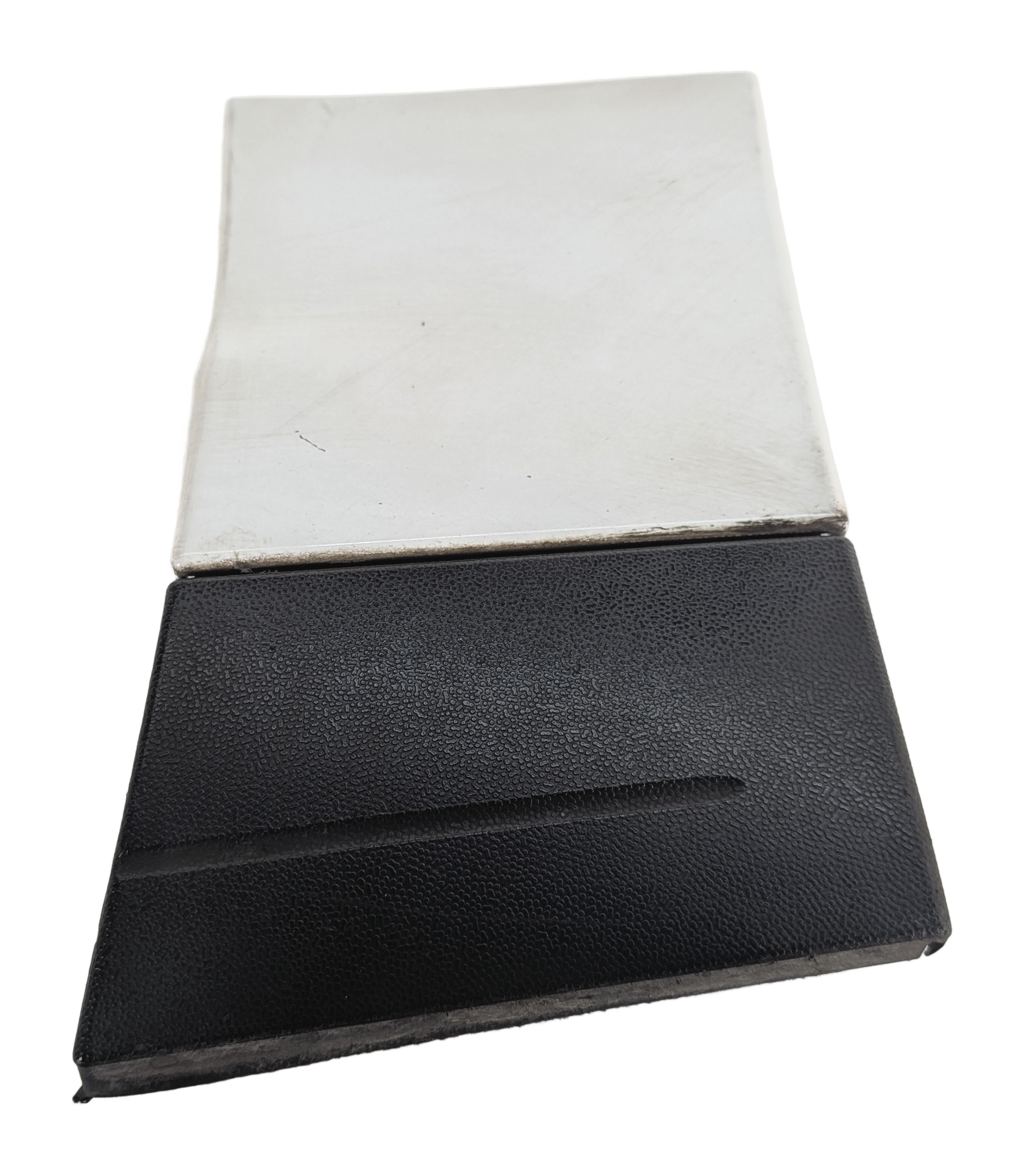 11-18 PORSCHE CAYENNE (958) FRONT RIGHT PASSENGER FENDER LOWER MOLDING (White) — exact item pictured