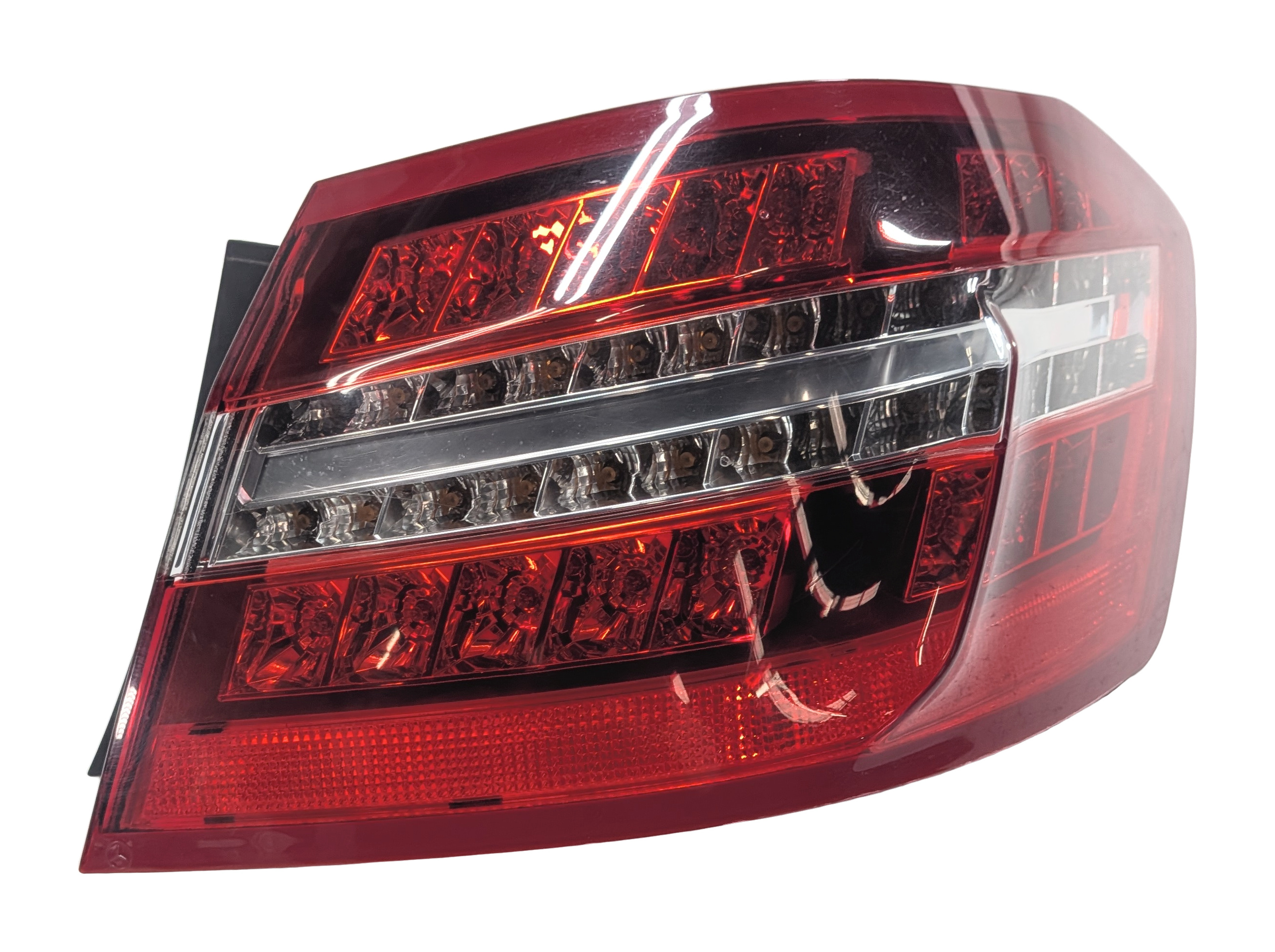 10-13 MERCEDES E-CLASS (W212) SEDAN RIGHT PASSENGER TAILLIGHT BRAKE LIGHT LAMP — exact item pictured