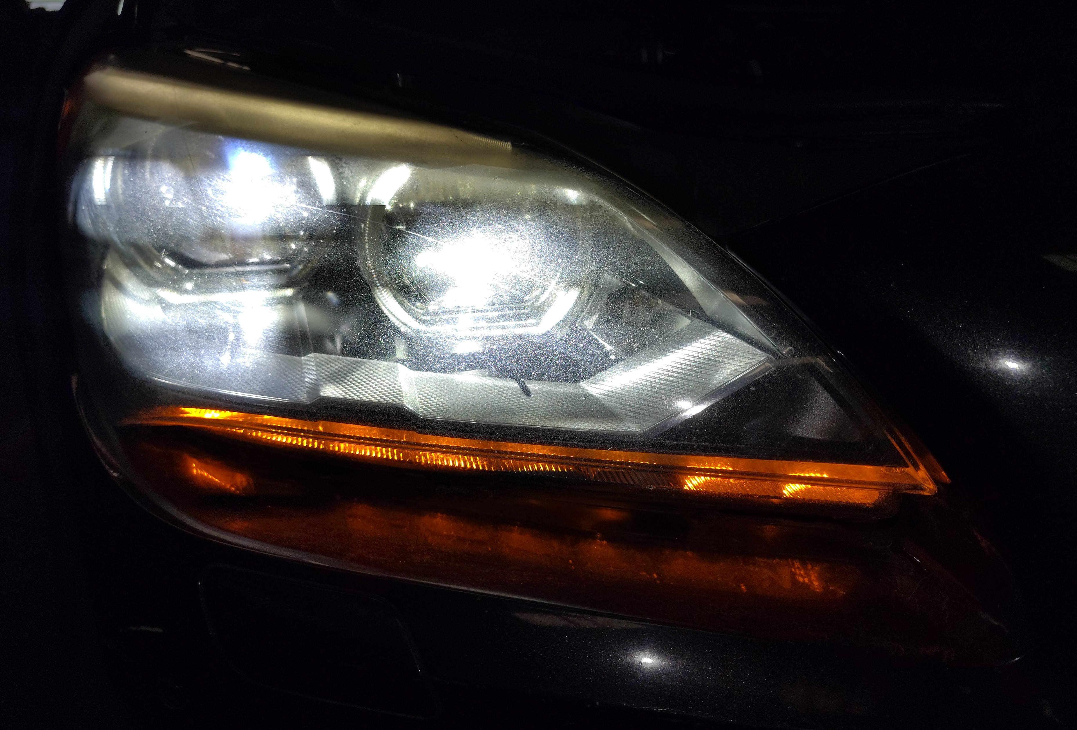 12-15 BMW 6 SERIES (F06 F12 F13) RIGHT ADAPTIVE LED HEADLIGHT HEAD LIGHT LAMP — exact item pictured