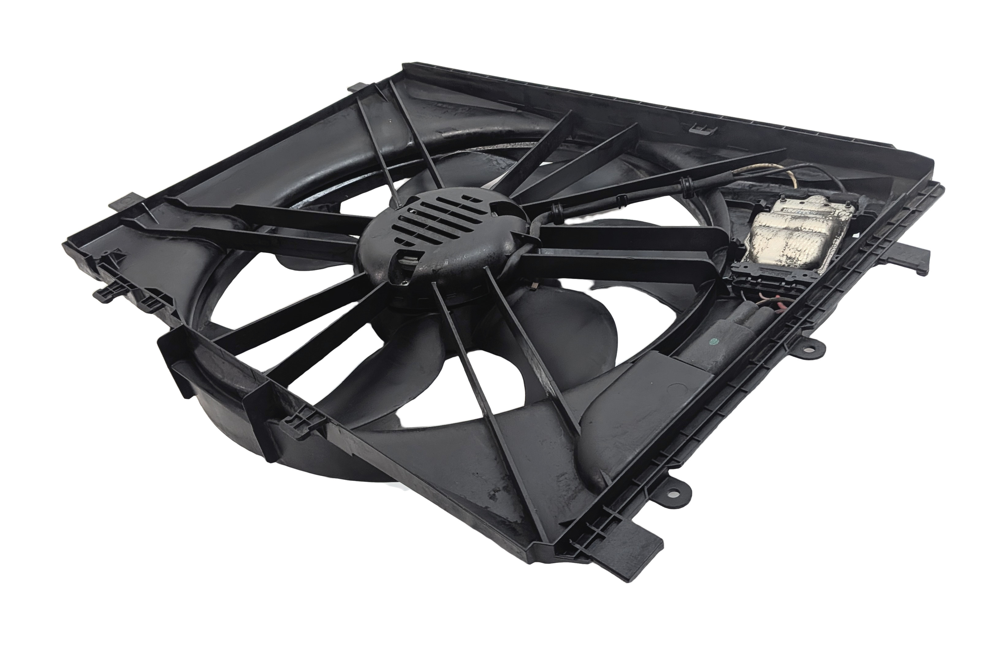 08-17 MERCEDES B C E CLA CLS GLK SLK (W207 W204 X204 W212) RADIATOR COOLING FAN — exact item pictured