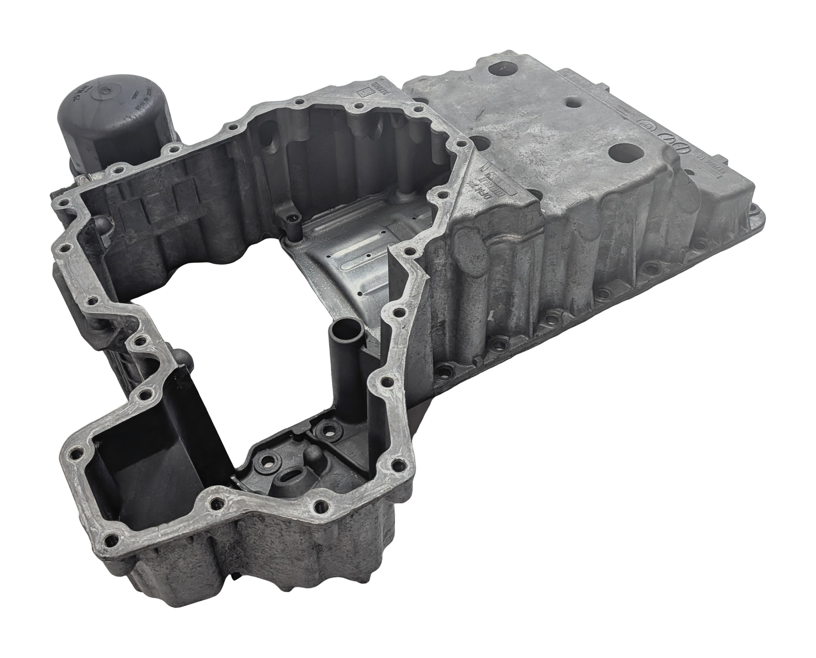 09-19 BMW 550i 550iGT 650i 750i F01 F07 F10 RWD 4.4L N63 UPPER ENGINE OIL PAN — exact item pictured