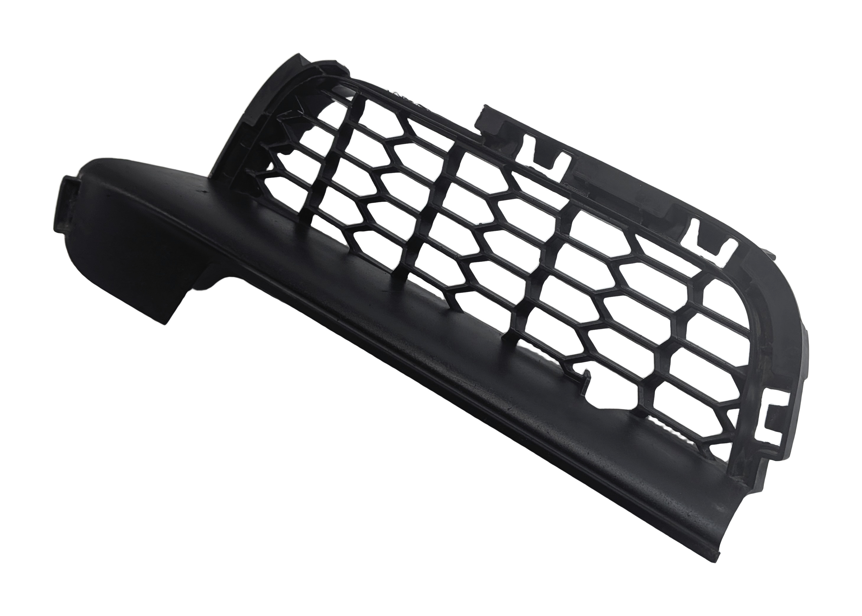 12-19 BMW 640i 650i F06 F12 F13 FRONT RIGHT LOWER BUMPER M-AERO AIR VENT GRILLE — exact item pictured