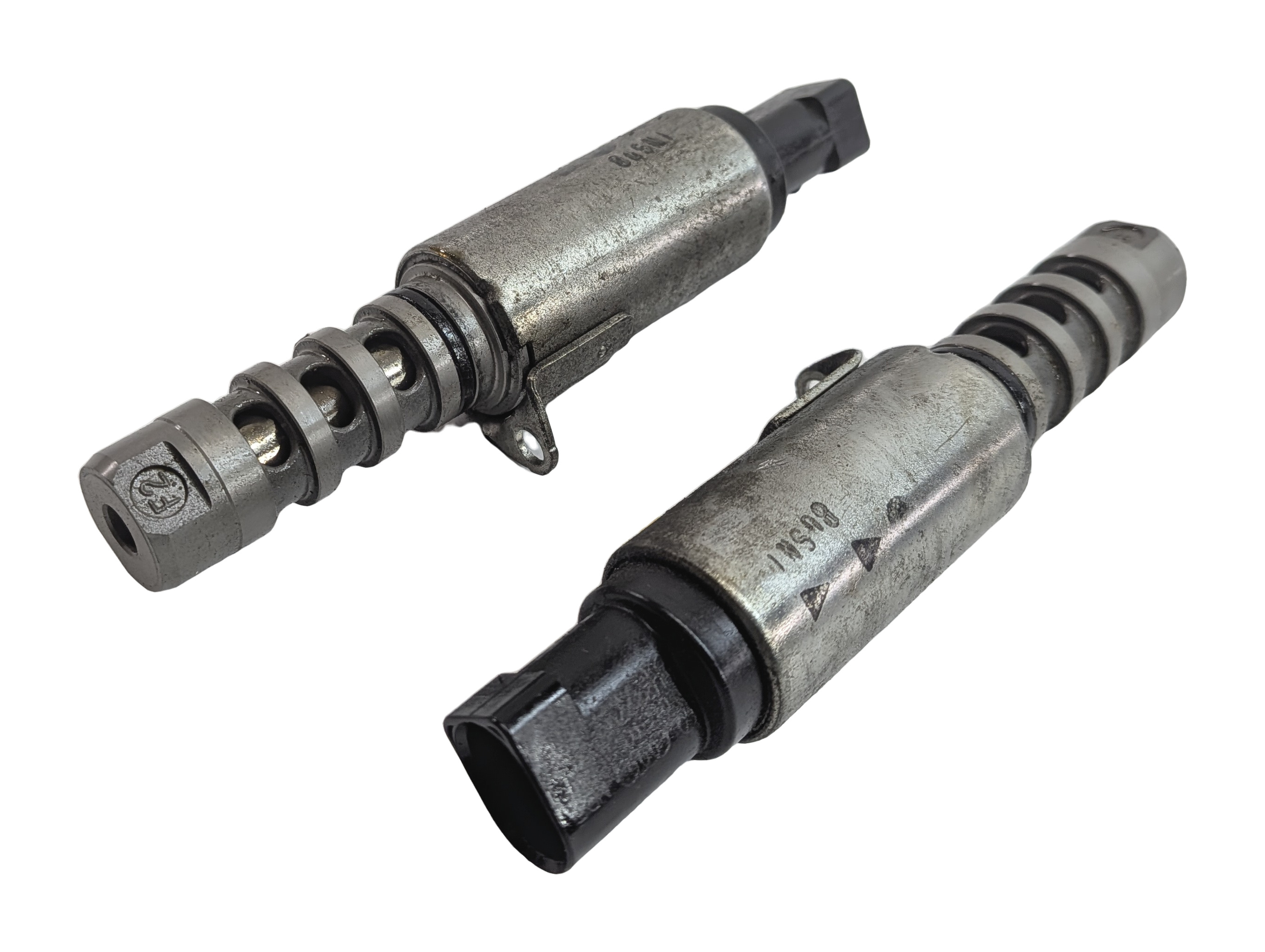 2012 AUDI A8 (D4 4H) 4.2L (CDRA) ENGINE CAMSHAFT TIMING OIL SOLENOID SET/2 — exact item pictured
