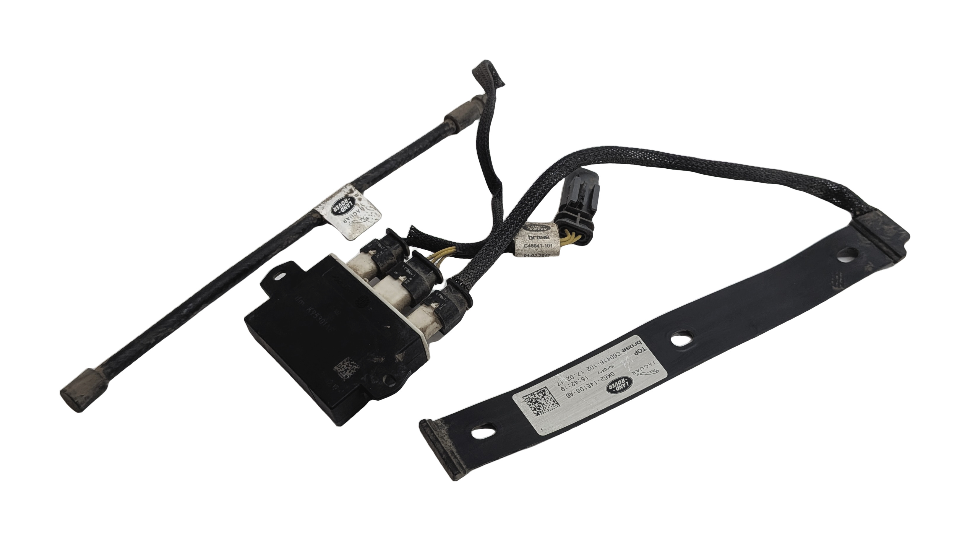 2017 RANGE ROVER SPORT (L494) PASSIVE KEYLESS ENTRY ANTENNA MODULE w/KICK SENSOR — exact item pictured