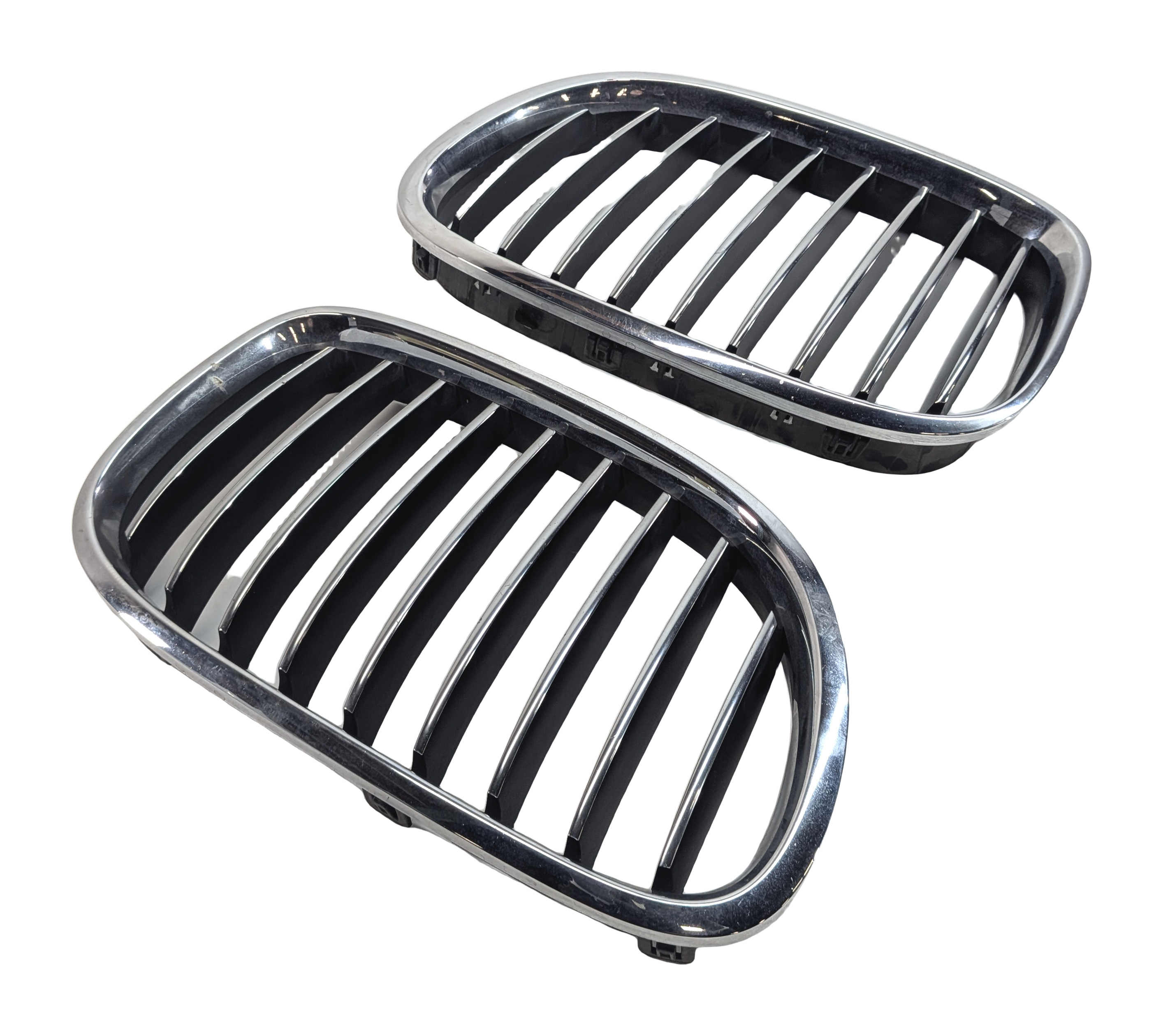 13-15 BMW 7 SERIES F01 F02 F04 FRONT LEFT & RIGHT HOOD KIDNEY GRILLE SET/2 — exact item pictured