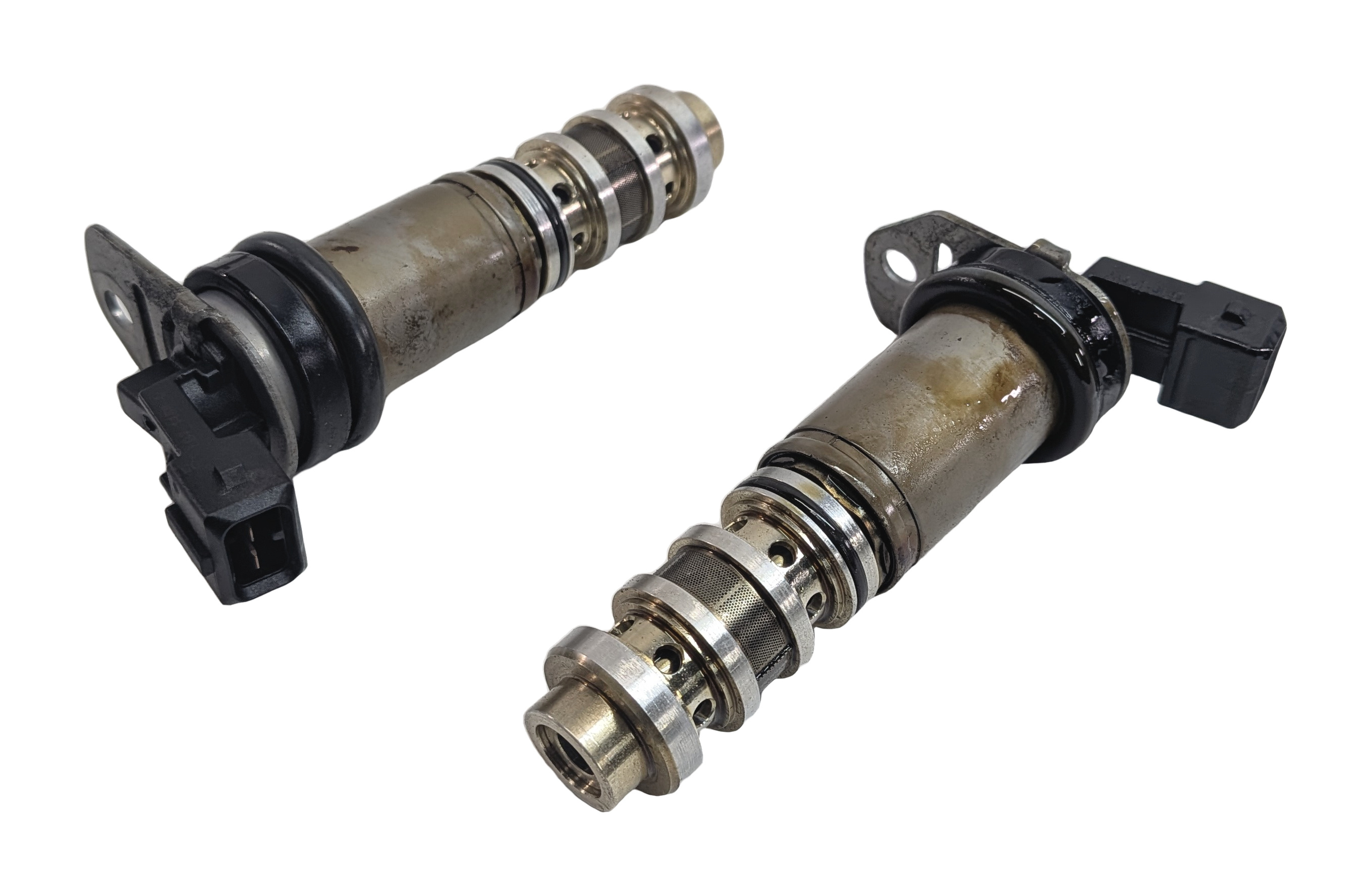 2012 BMW 750LI (F01) 4.4L (N63) ENGINE CAMSHAFT VANOS SOLENOID VALVE SET/2 — exact item pictured