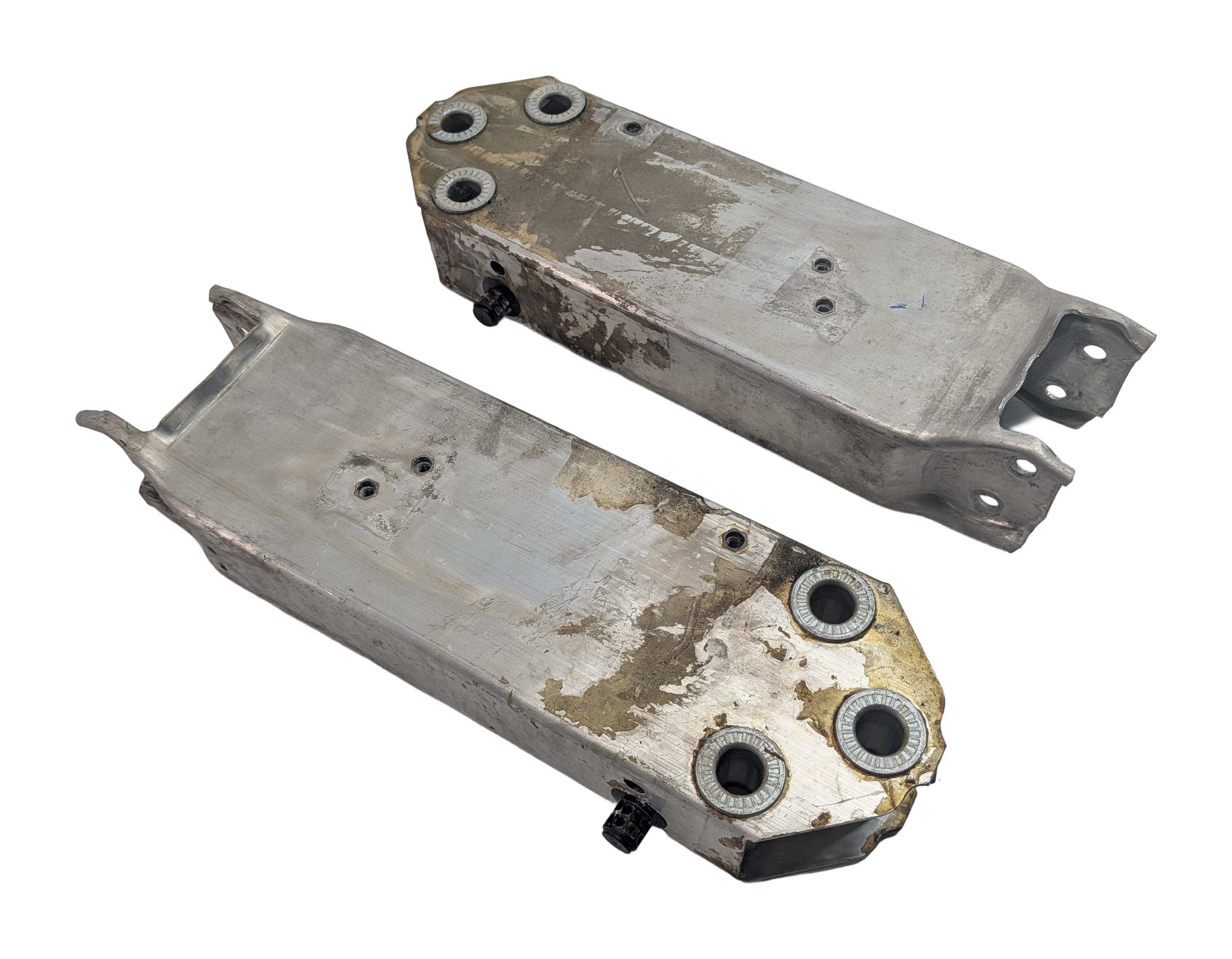 2016-2019 BMW 640i 650i M6 F06 F12 F13 FRONT BUMPER REINFORCEMENT BRACKET SET/2 — exact item pictured