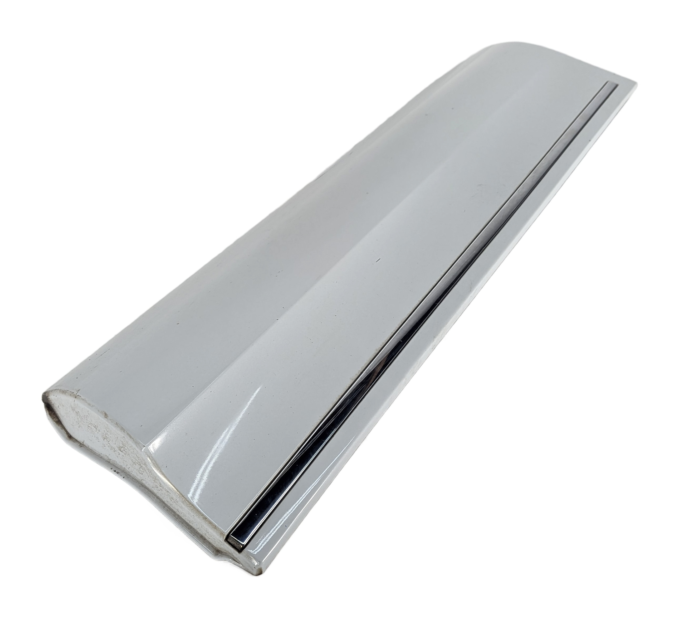 2010-2015 AUDI Q7 REAR RIGHT LOWER DOOR TRIM MOULDING (w/out SLINE) (White) — exact item pictured