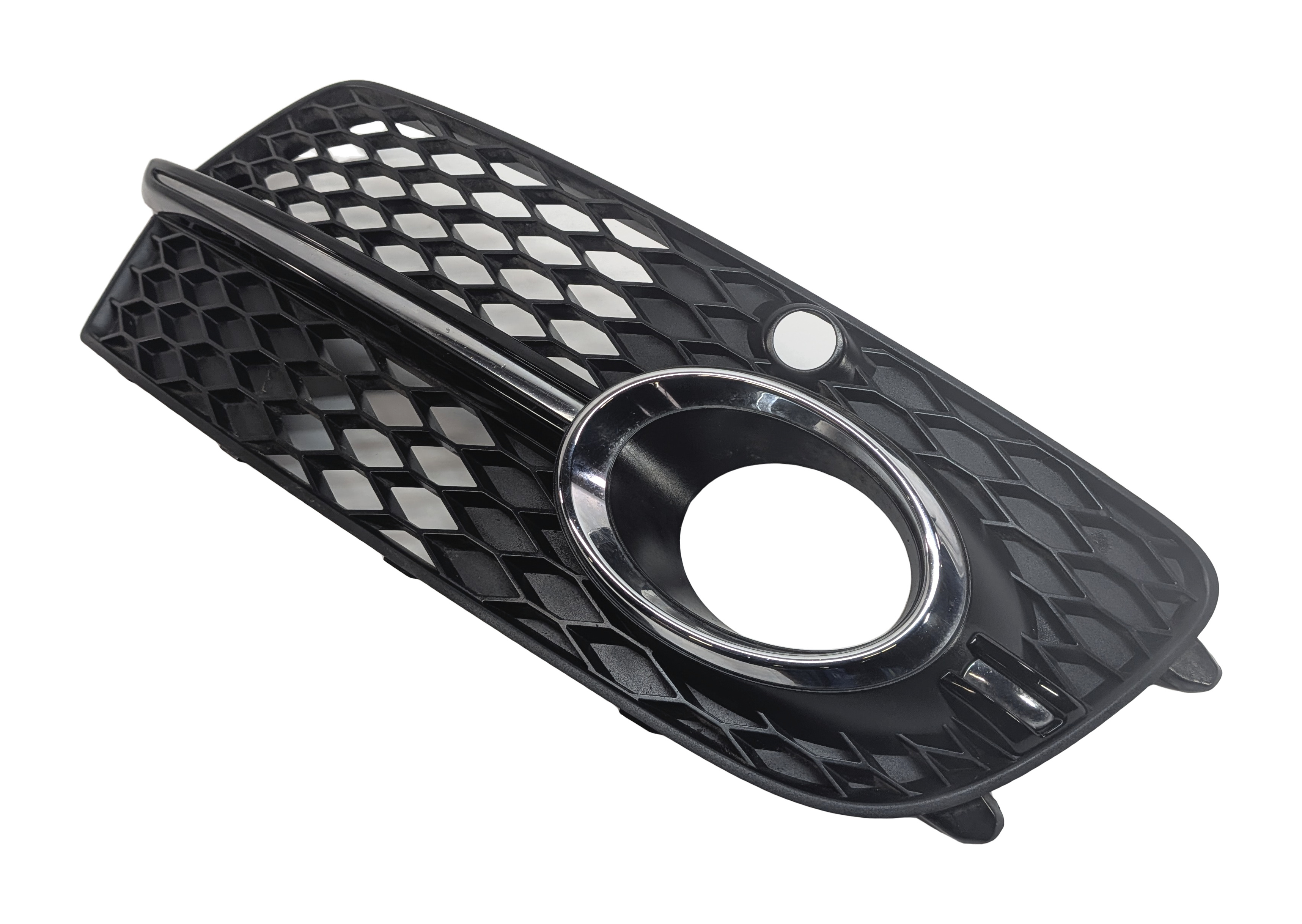 2013-2016 AUDI Q5 (B8 8R) FRONT RIGHT PASSENGER LOWER BUMPER FOGLIGHT LAMP TRIM — exact item pictured