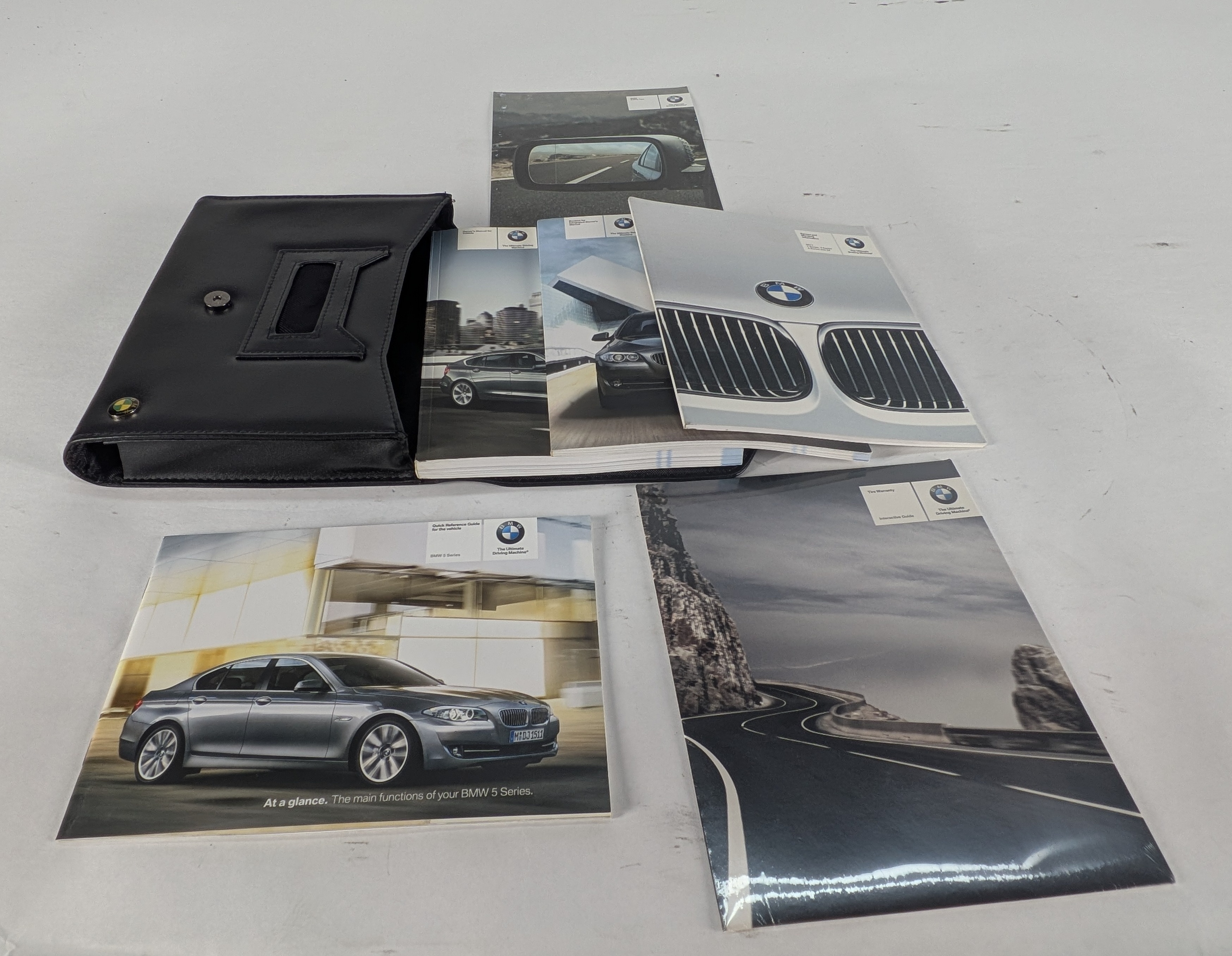 2011 BMW 535i (F10) 3.0L OWNER'S MANUAL BOOKLET w/ CASE — exact item pictured