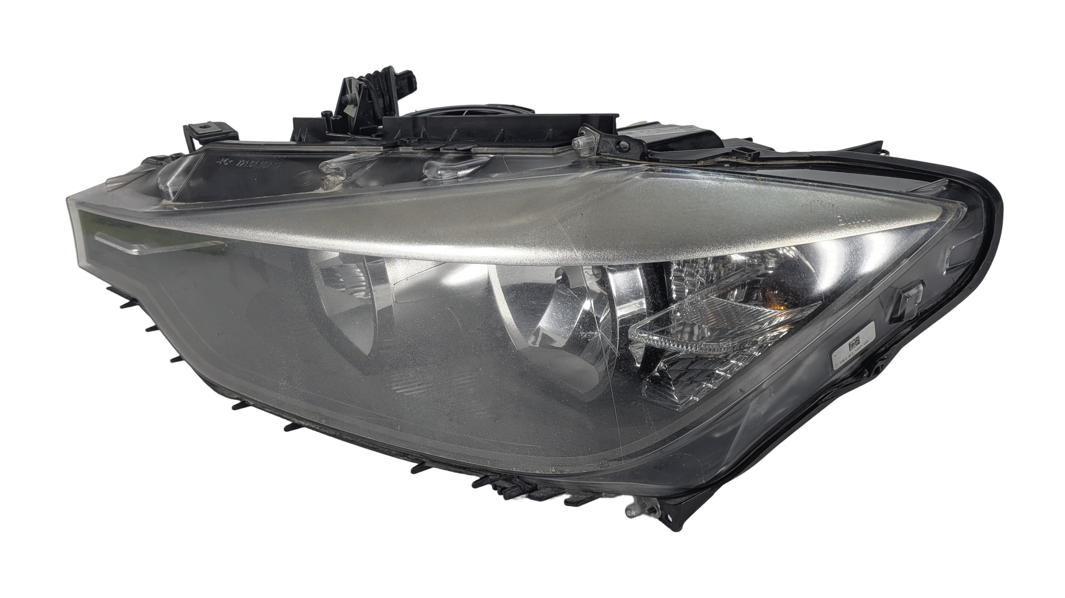 12-15 BMW 320i 328i 335i (F30) SEDAN - LEFT DRIVER HALOGEN HEADLIGHT LIGHT LAMP — exact item pictured