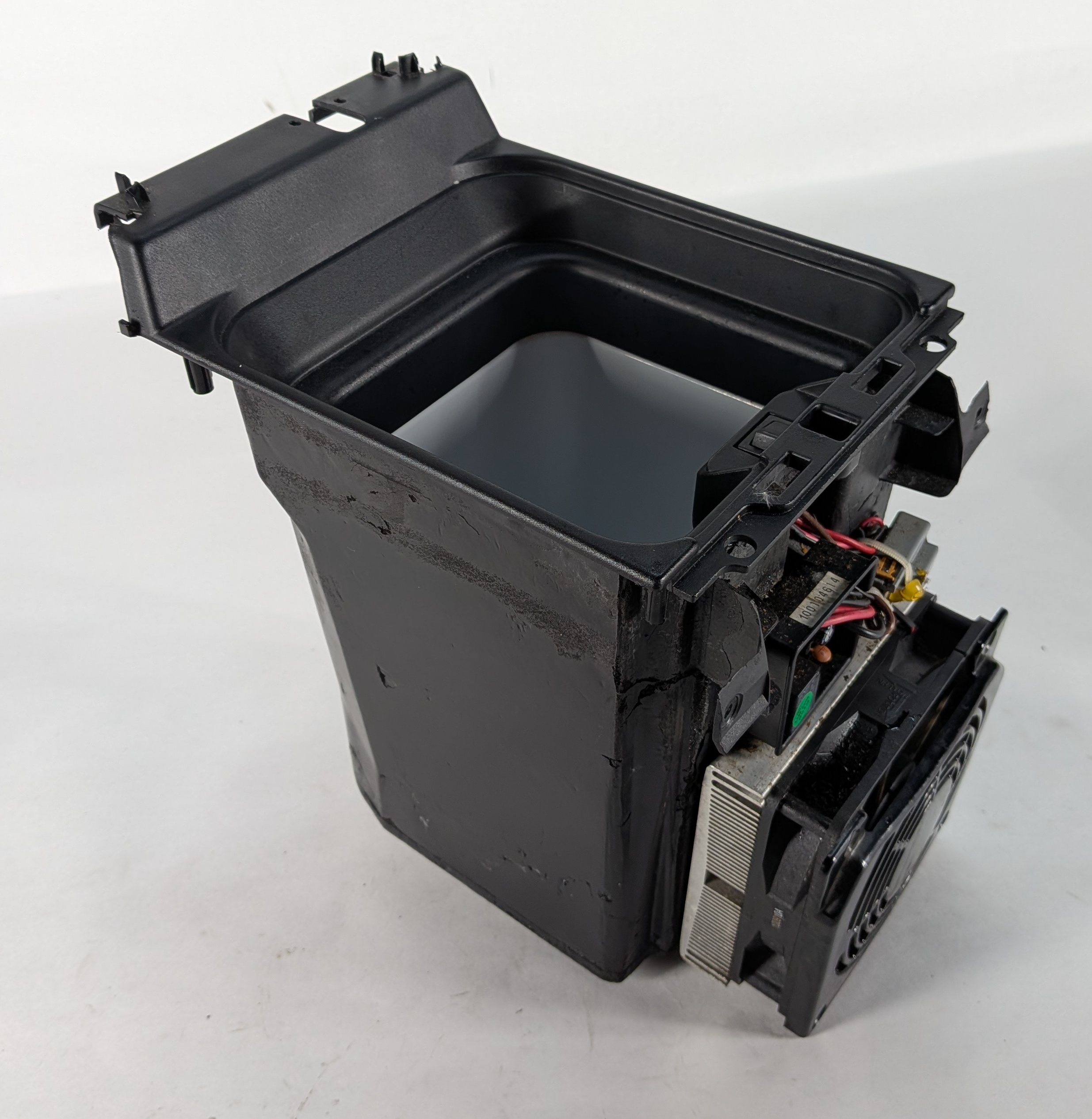 2010-2013 RANGE ROVER SPORT (L320) CENTER CONSOLE REFRIGERATOR COOLER BOX INSERT — exact item pictured