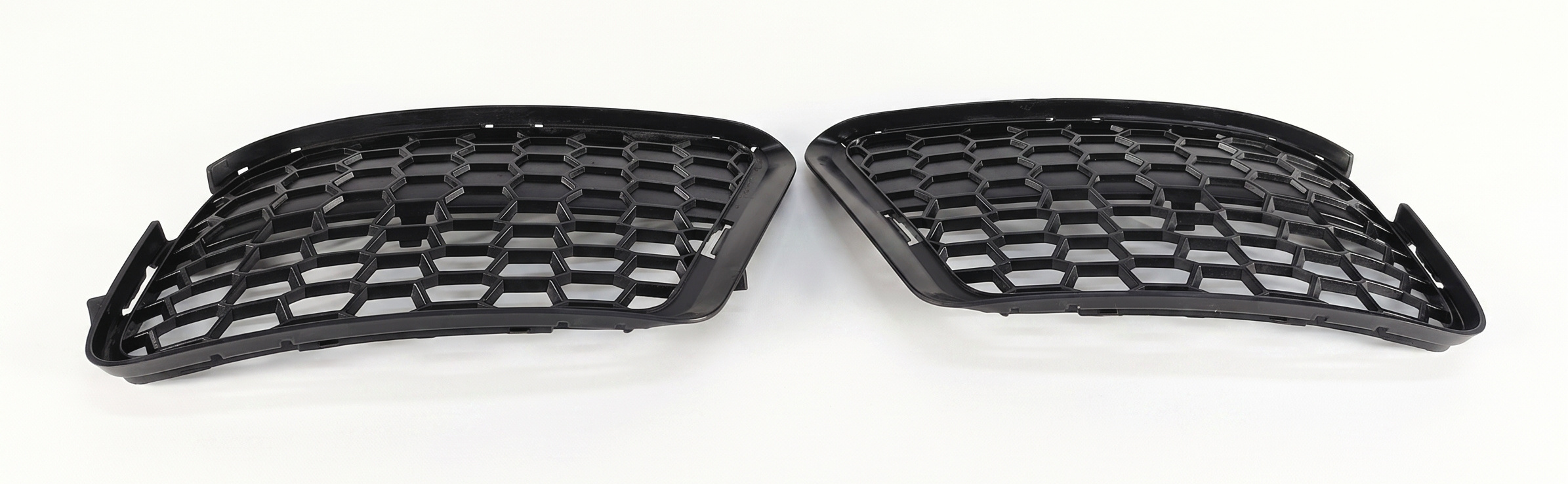 12-15 BMW X1 E84 M-SPORT FRONT LOWER BUMPER SIDE GRILLE SET/2 BLACK — exact item pictured