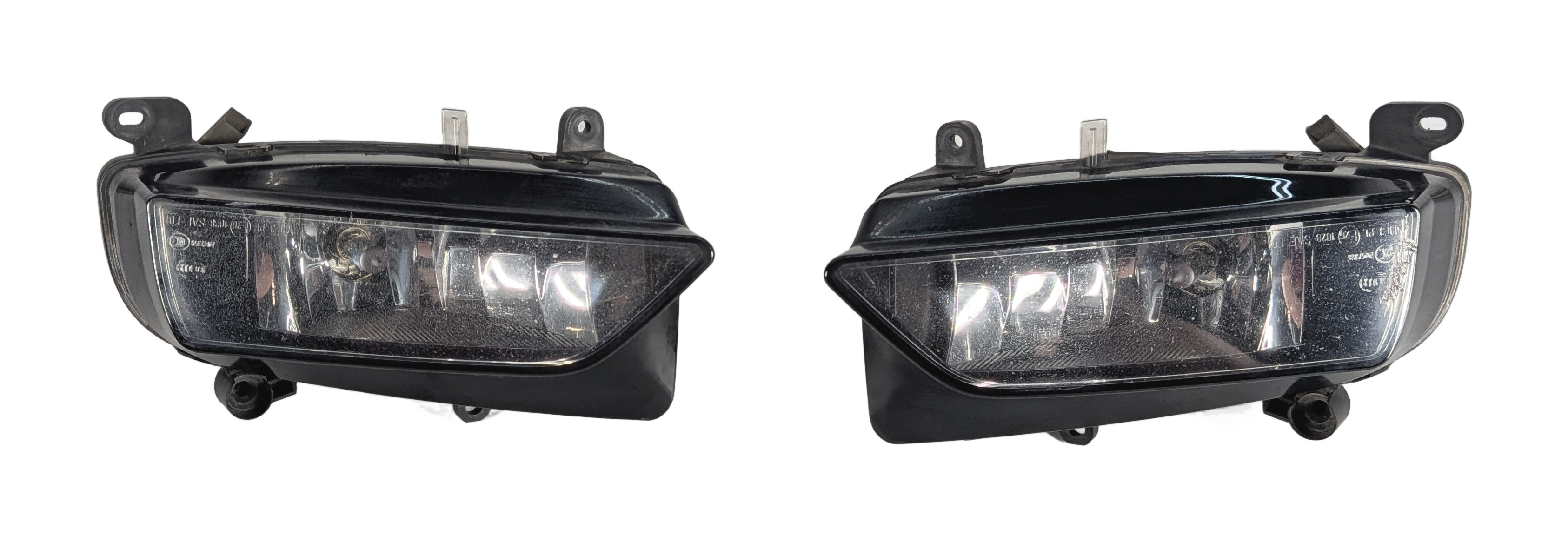 2013-2017 AUDI A5 S5 (B8 8T) LEFT FRONT DRIVER FOGLIGHT FOG LIGHT LAMP — exact item pictured