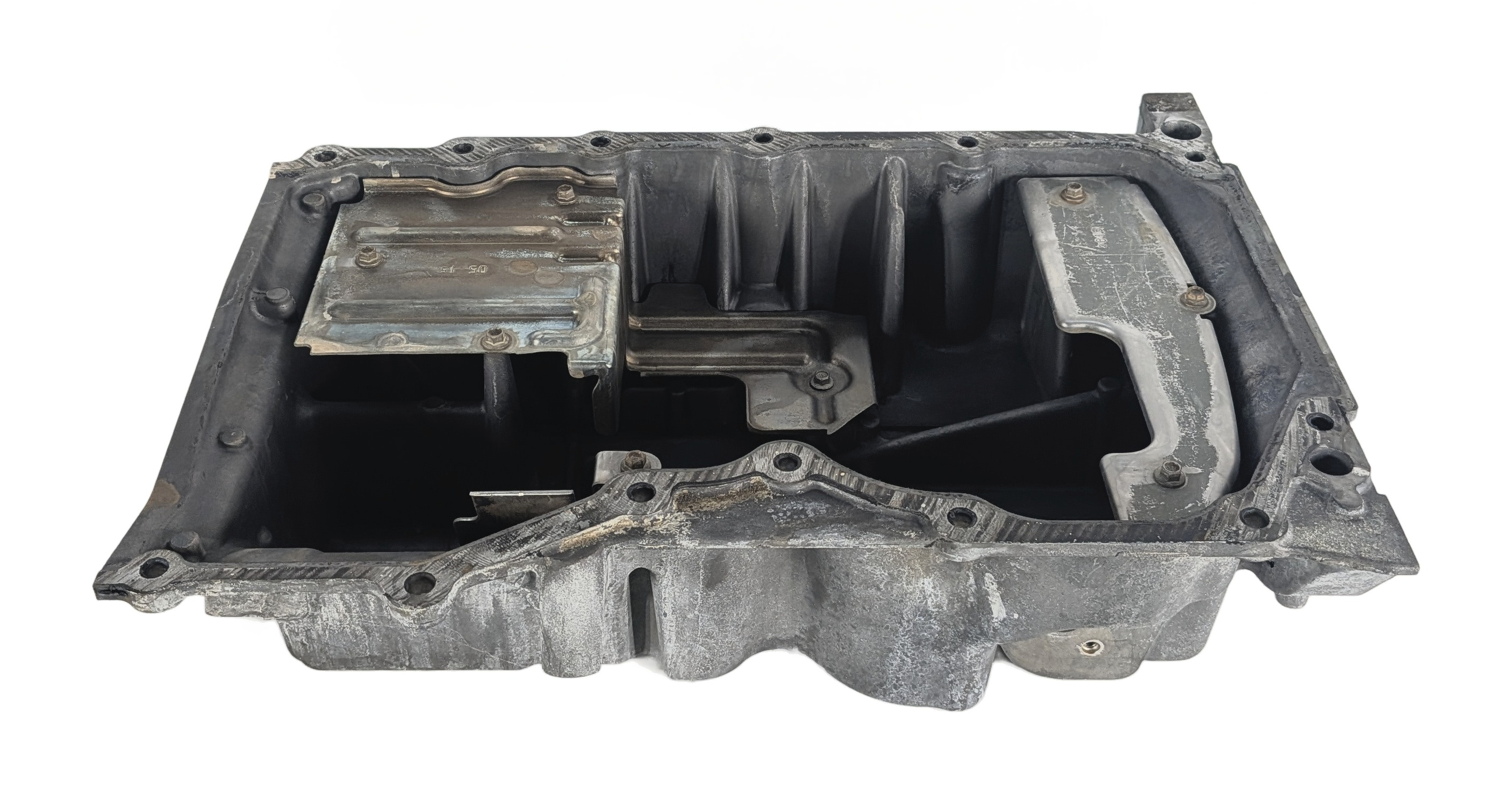 2012-2017 DISCOVERY SPORT LR2 RANGE ROVER EVOQUE (L538 L550) 2.0L ENGINE OIL PAN — exact item pictured