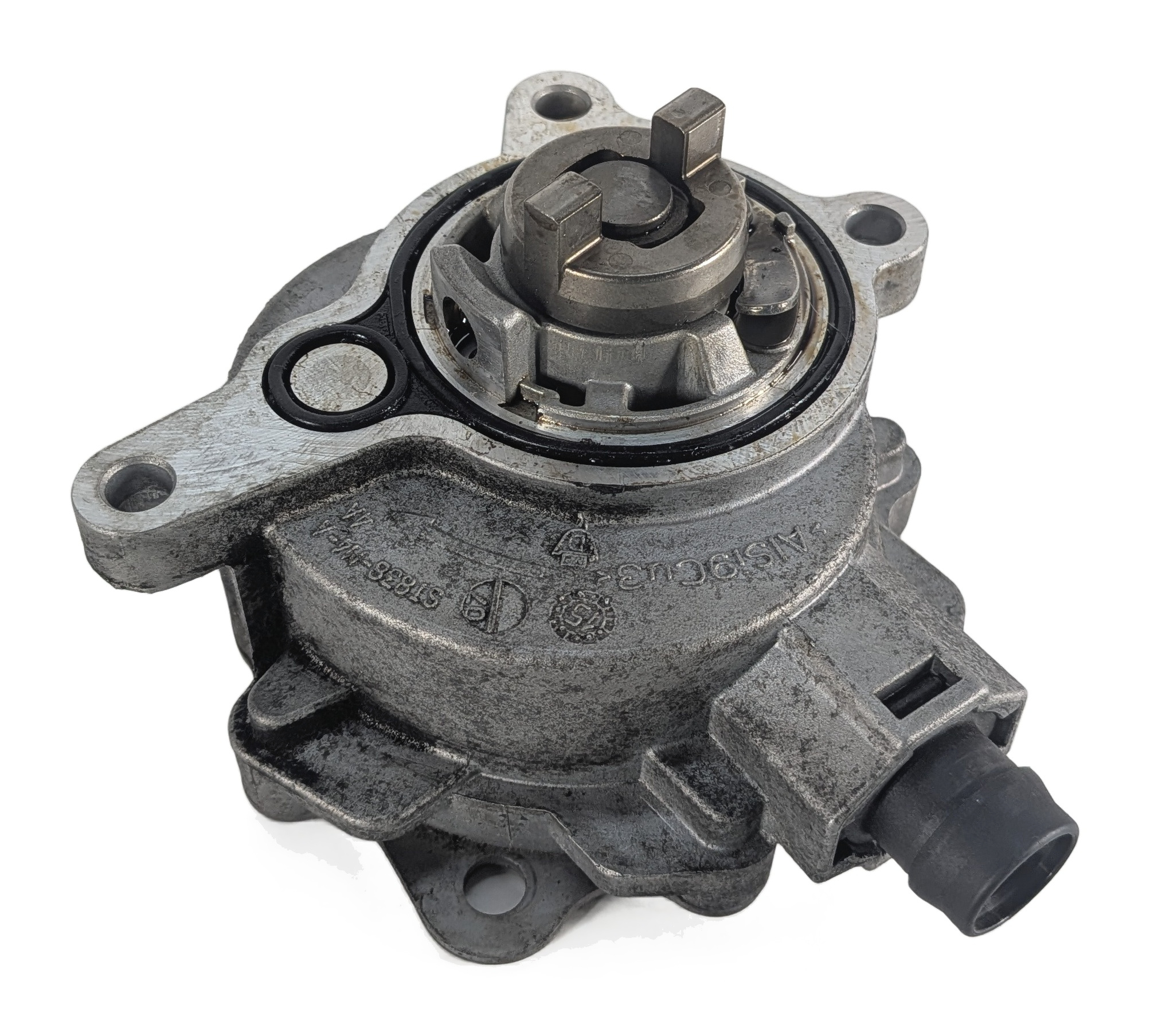12-17 JAGUAR XE XF / RANGE ROVER EVOQUE DISCOVERY LR2 2.0L BRAKE VACUUM PUMP — exact item pictured