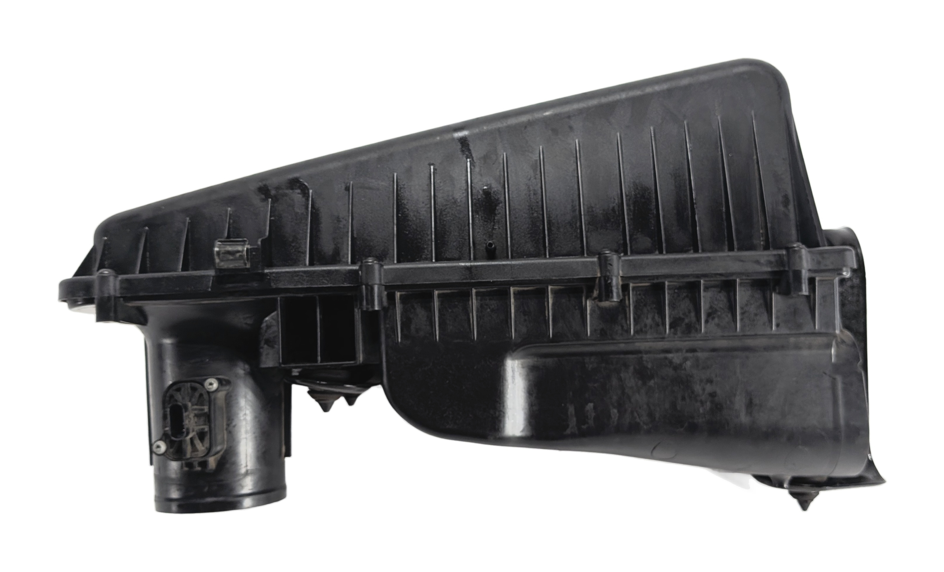 2016-2018 BMW X5 (F15) 2.0L HYBRID AIR CLEANER FILTER BOX HOUSING — exact item pictured