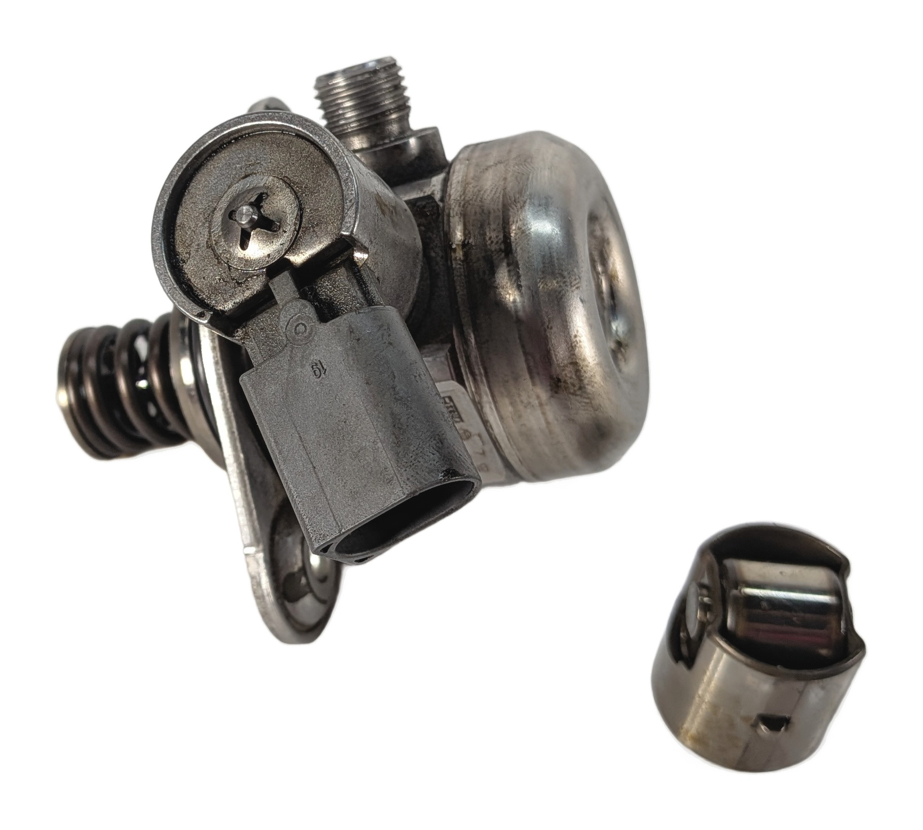 08-14 BMW 550i 650i 750i X5 X6 (F01 F10 E70 E71) 4.4L N63 MECHANICAL FUEL PUMP — exact item pictured