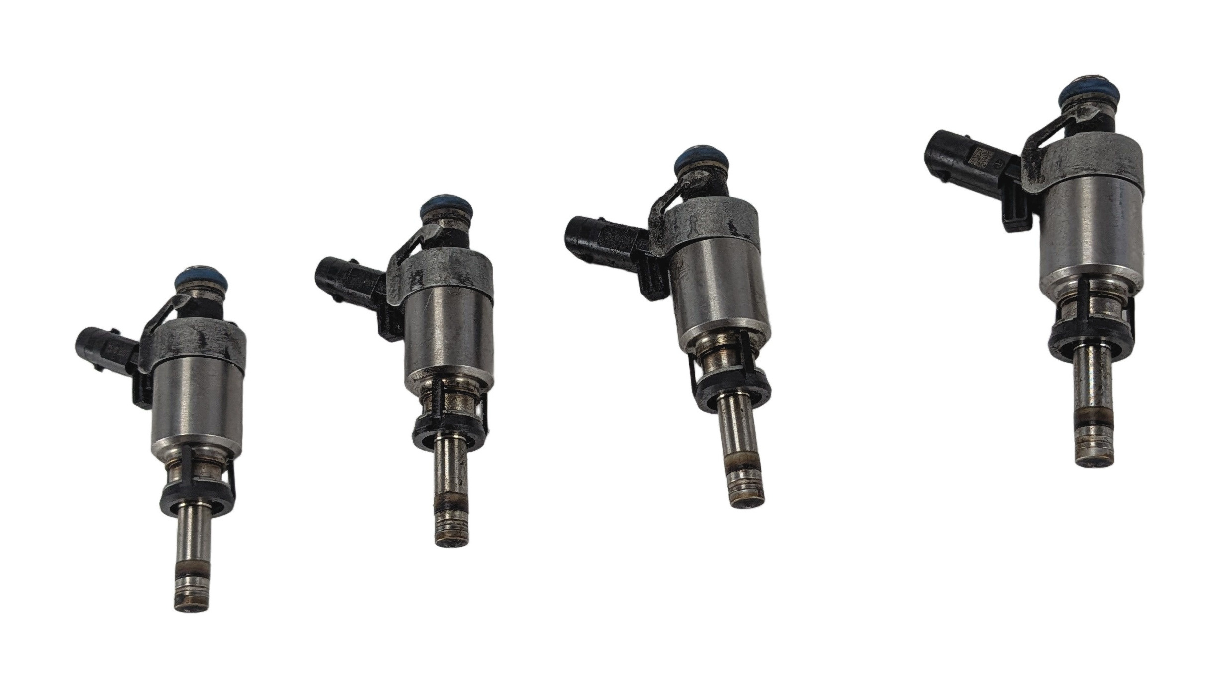 08-17 AUDI A3 A4 A5 A6 Q5 TT (8P B8 8K 8T 8R MK2 C7) 2.0L FSI FUEL INJECTOR SET4 — exact item pictured