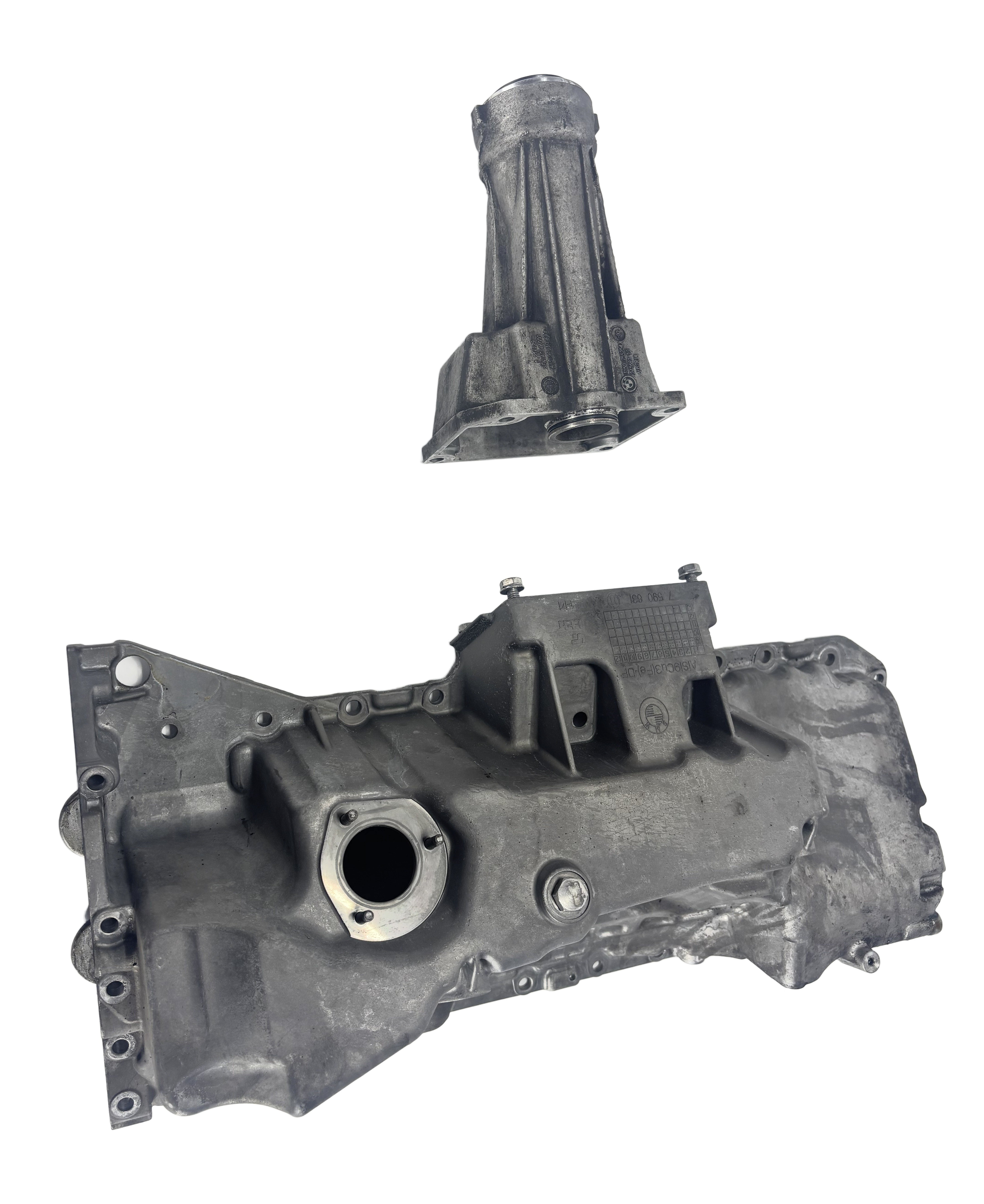 2011-2014 BMW X5 X6 (E70 E71) AWD 3.0L N55 ENGINE OIL PAN w/ OUTPUT AXLE FLANGE — exact item pictured