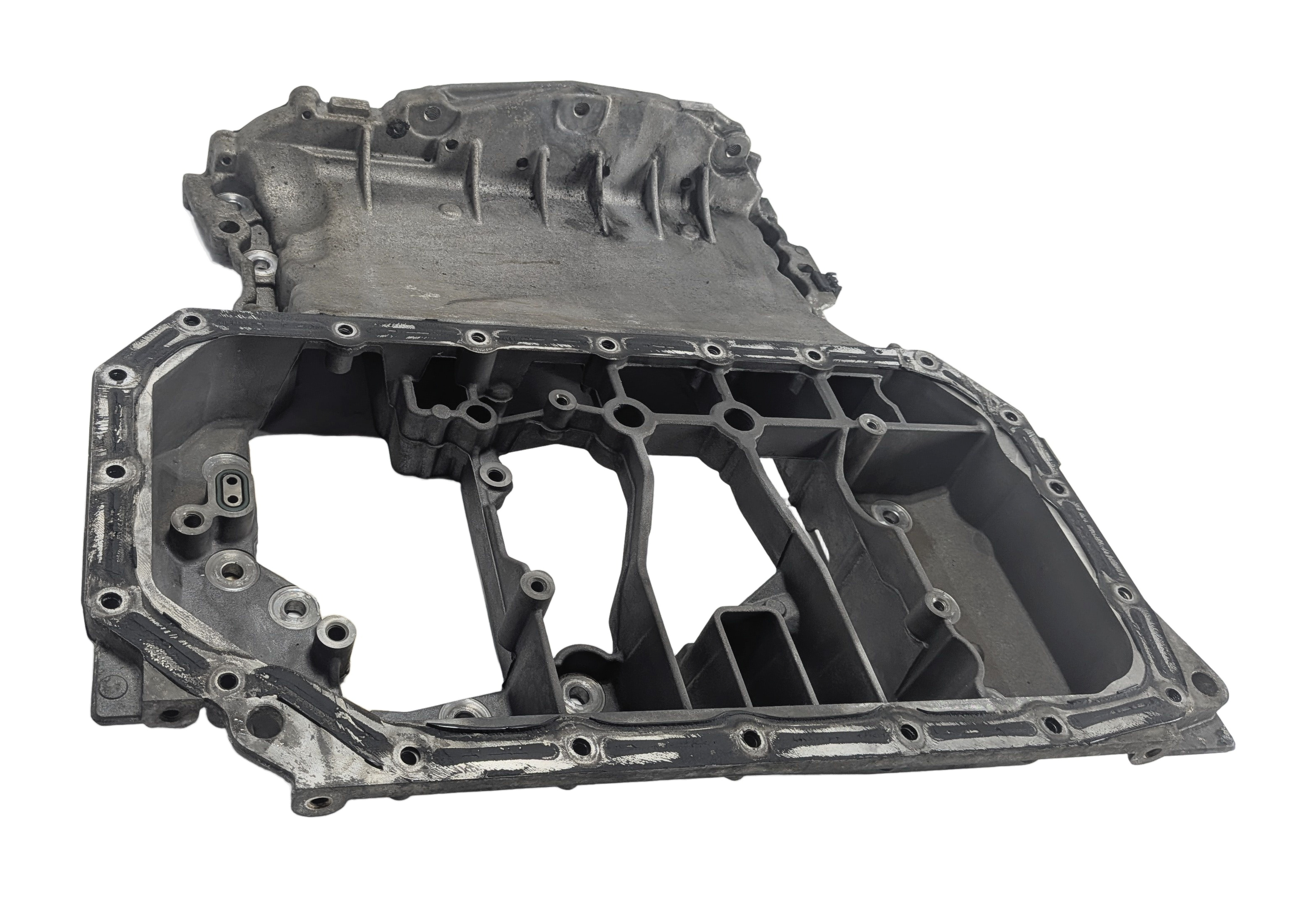 2017-2019 AUDI Q7 (4M) 3.0L SUPER (CREC) UPPER ENGINE MOTOR OIL FLUID PAN — exact item pictured