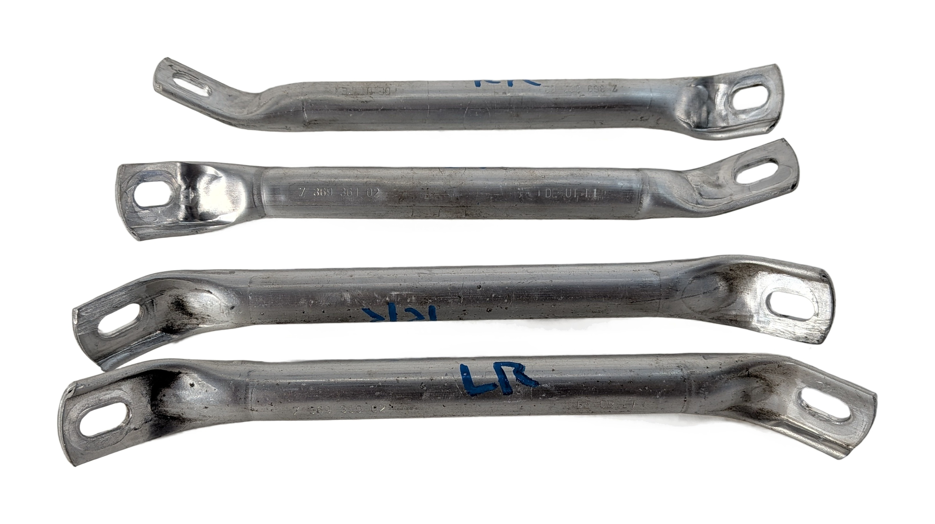 2014-2020 BMW i3 (I01) REAR BUMPER SUPPORT BRACE BRACKET LEFT/RIGHT SET/4 — exact item pictured