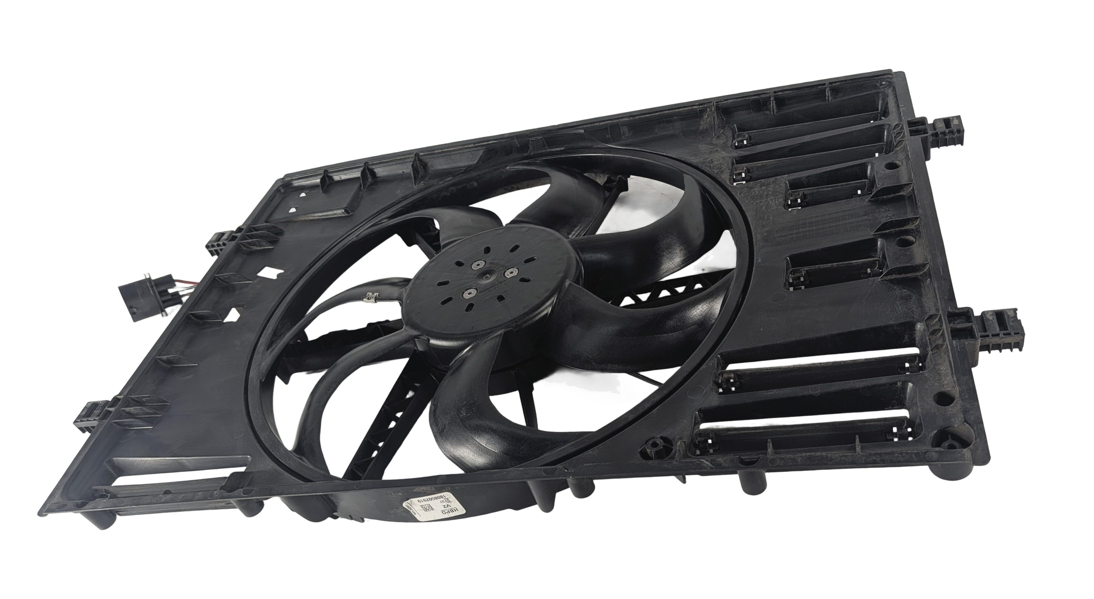 2017-2019 AUDI A3 (8V) 2.0L TURBO ENGINE RADIATOR COOLING FAN BLADE w/ MOTOR — exact item pictured