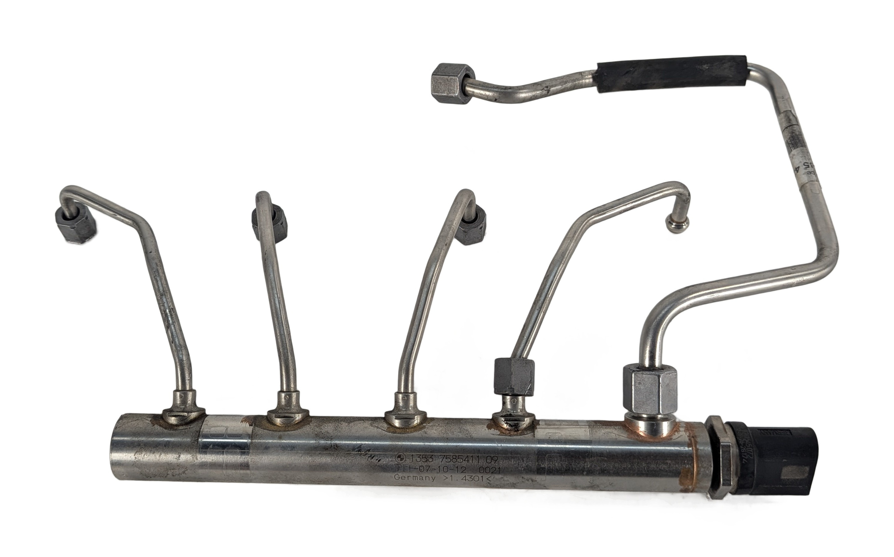 2013 BMW X3 (F25) 2.0L (N20) ENGINE FUEL RAIL w/PRESSURE SENSOR & LINES — exact item pictured