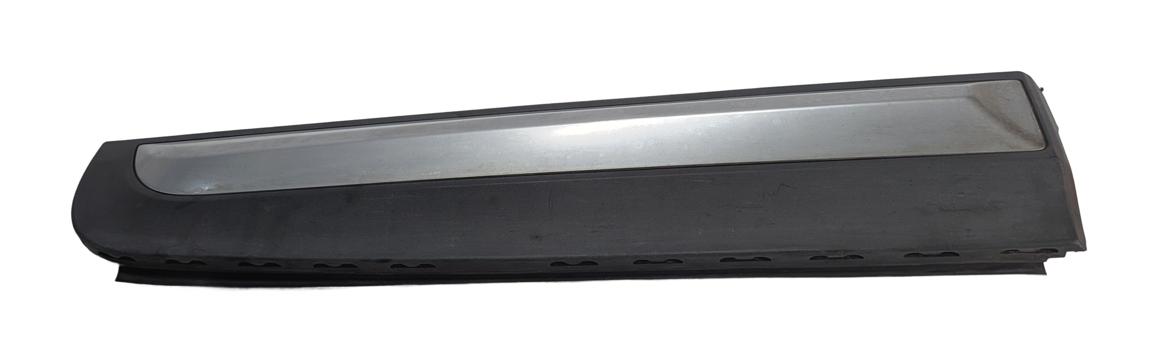 11-18 BMW X3 X4 (F25 26) REAR RIGHT LOWER DOOR MOULDING TRIM (w/o M or X-LINE) — exact item pictured