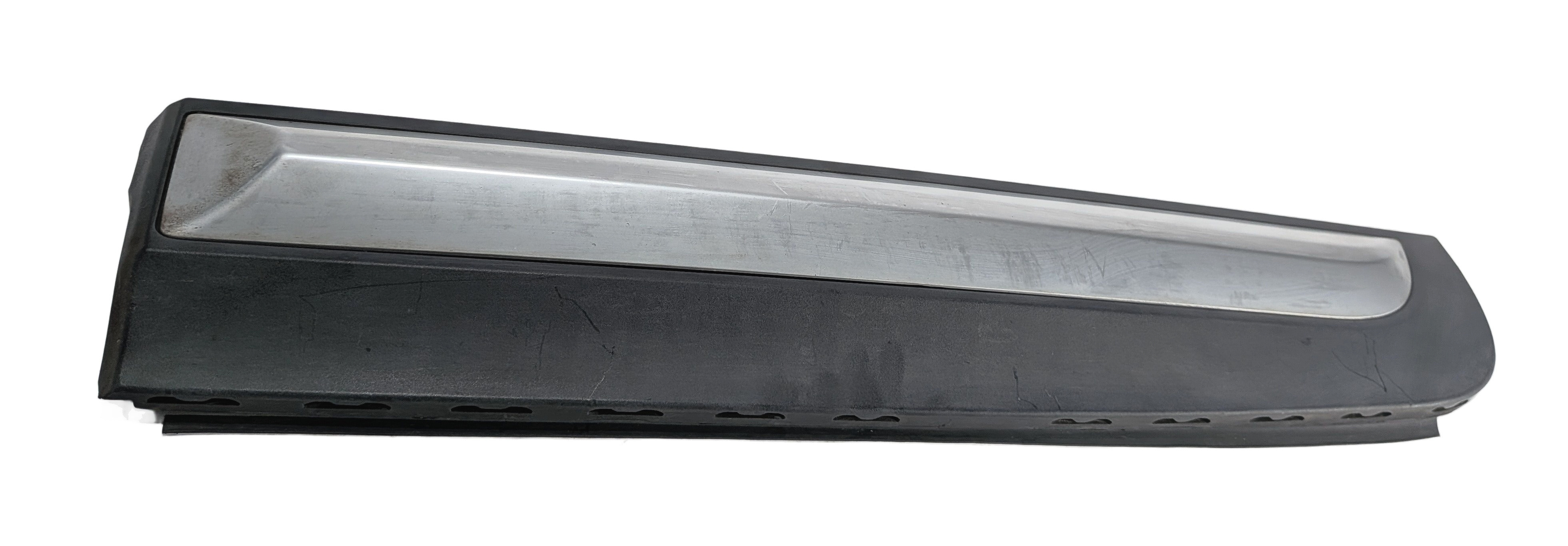 11-18 BMW X3 X4 (F25 26) REAR LEFT LOWER DOOR MOULDING TRIM (w/o M or X-LINE) — exact item pictured